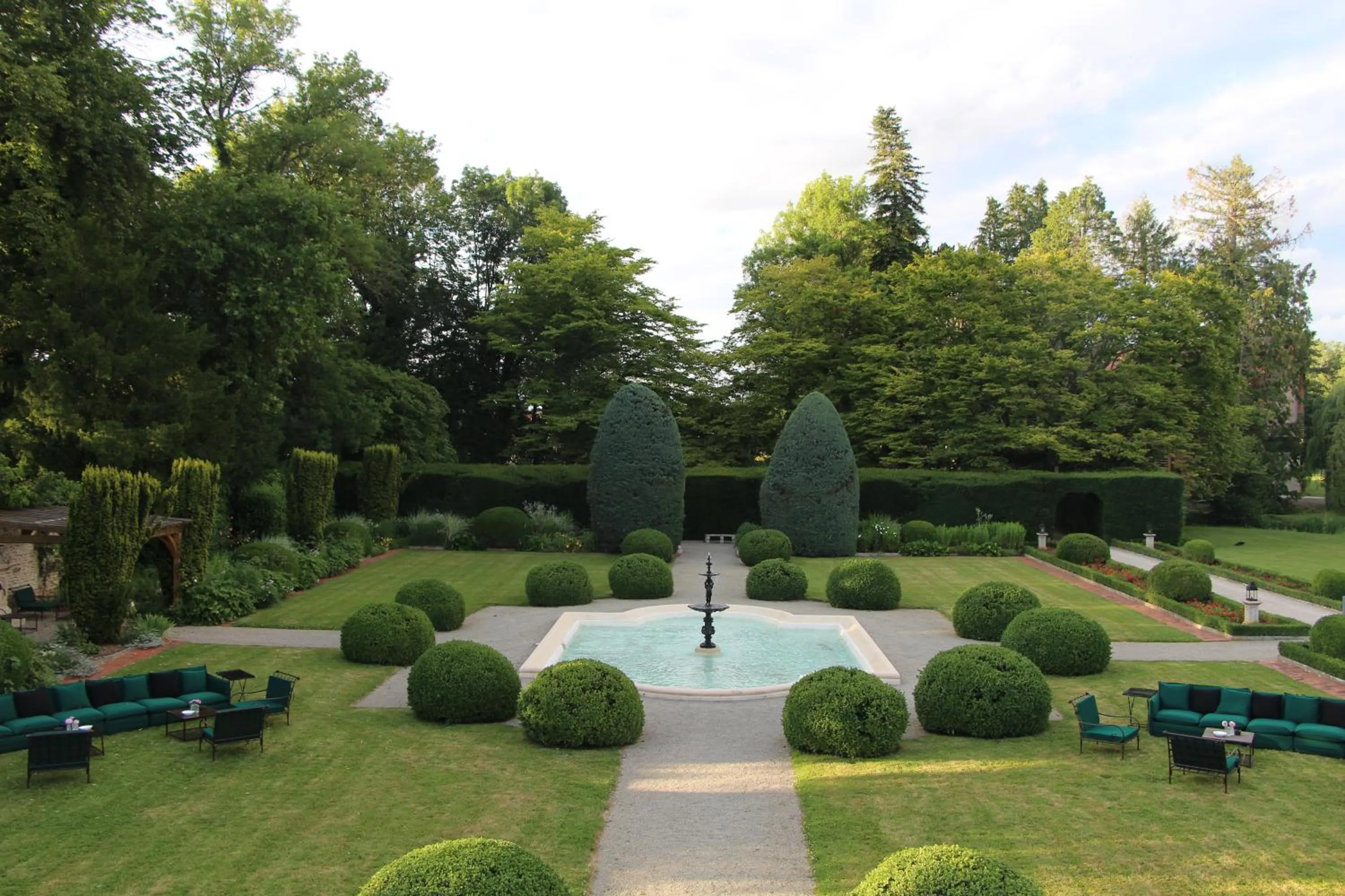 Garden in Hostellerie De Levernois