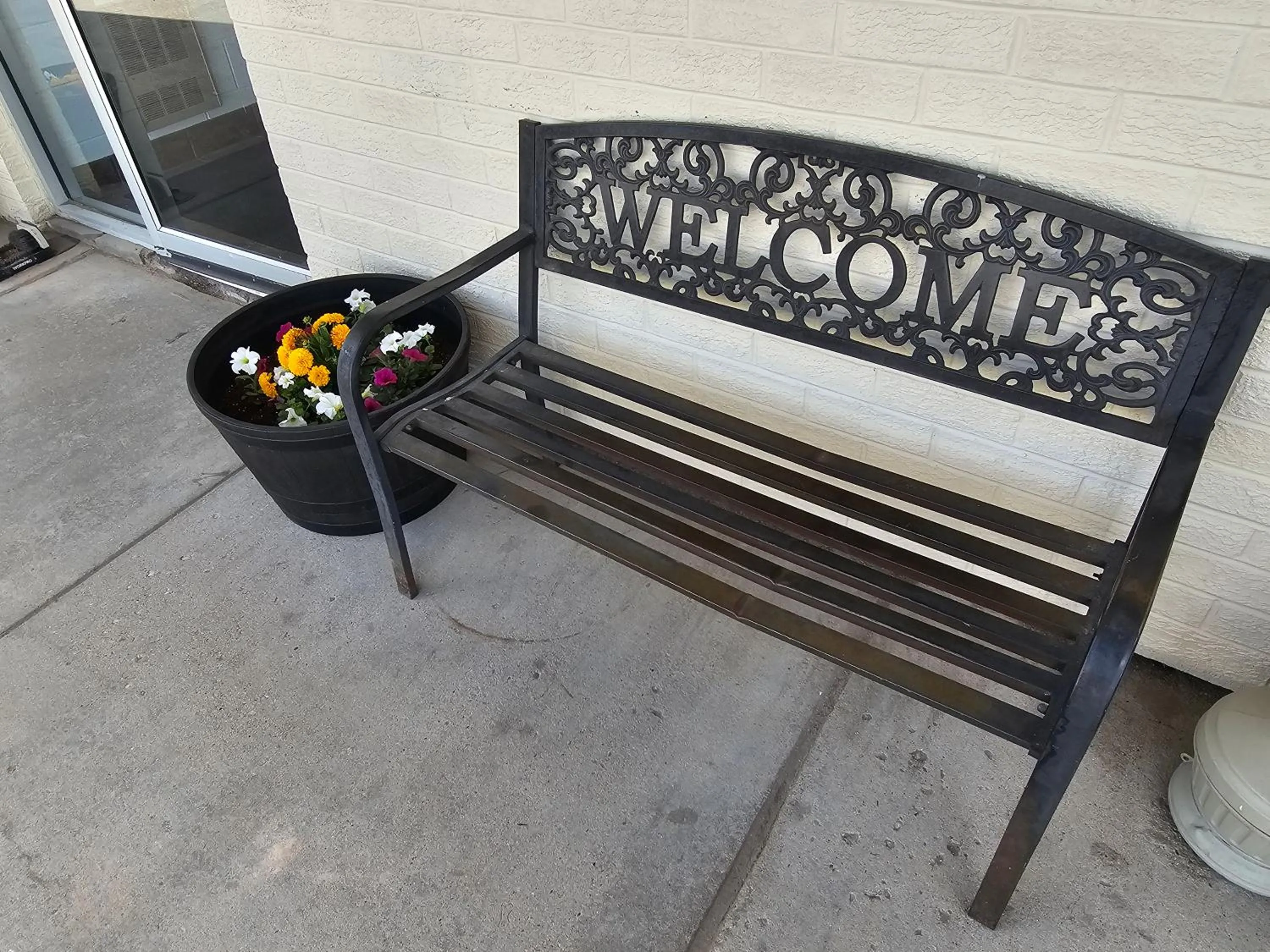 Facade/entrance in 1st Choice Inn of Rawlins