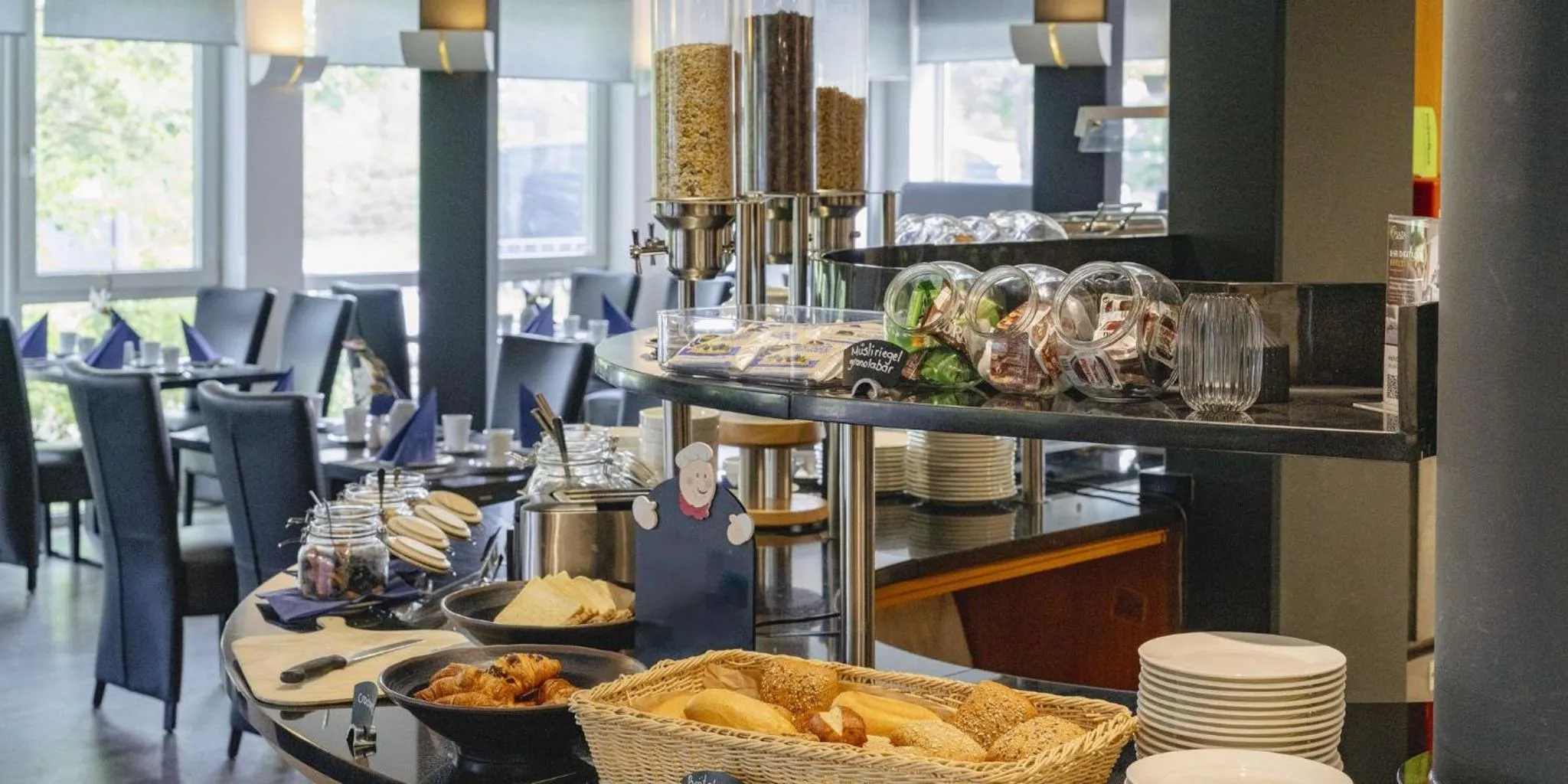 Buffet breakfast in PLAZA INN Stuttgart Airport Messe