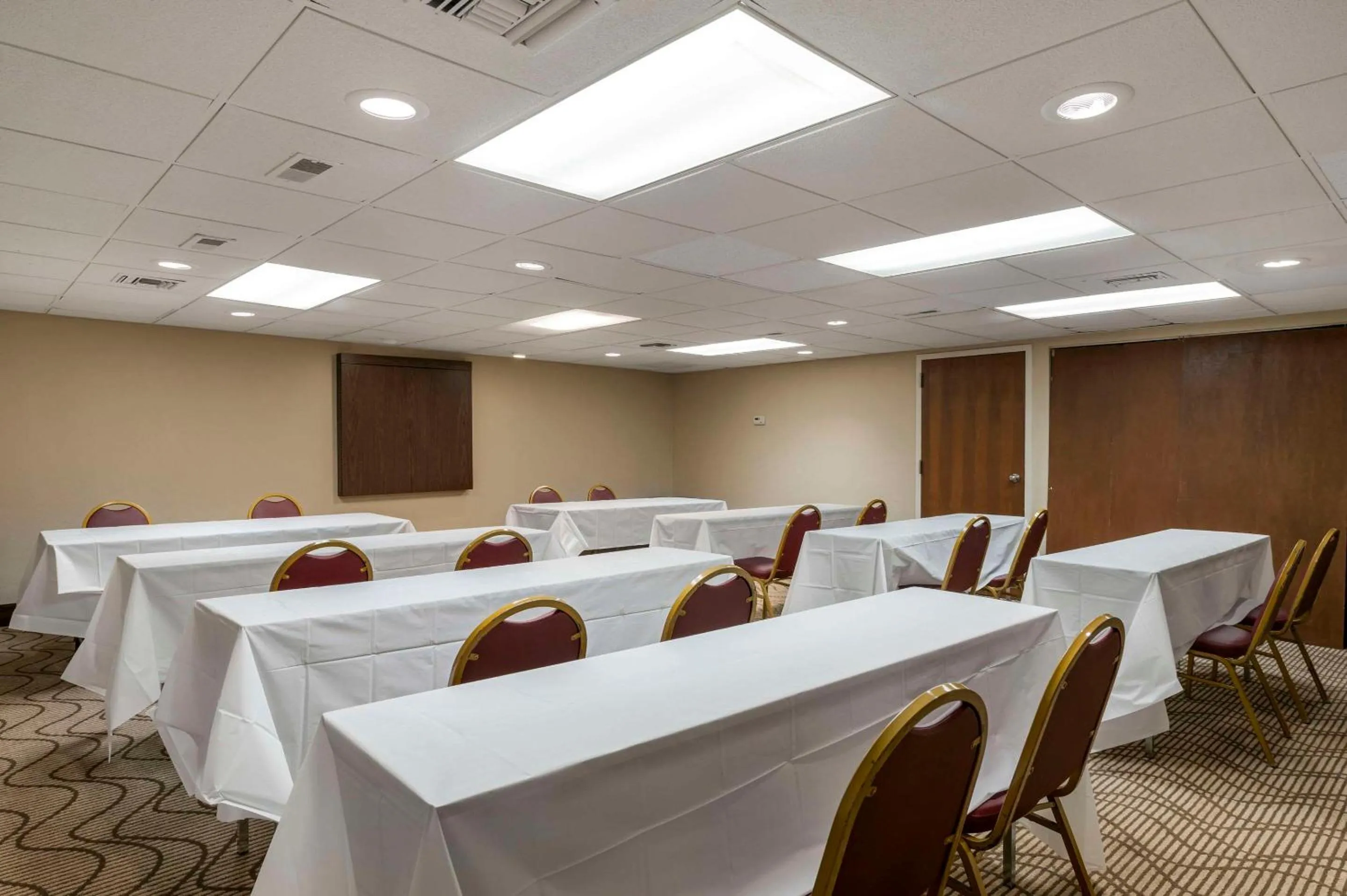 Meeting/conference room in Comfort Inn & Suites Indianapolis Northwest - College Park