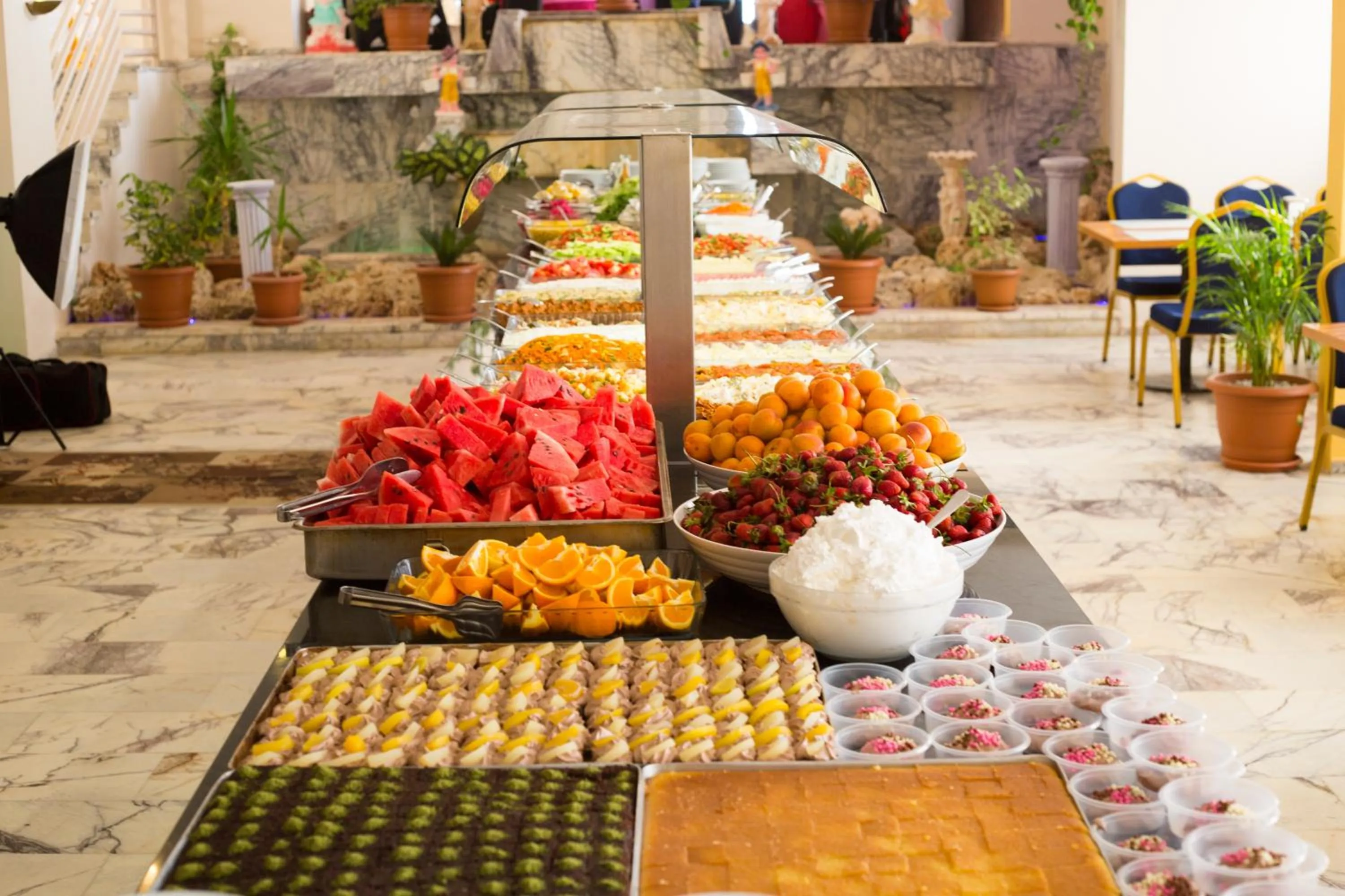 Food and drinks in Tuntas Beach Hotel - All Inclusive