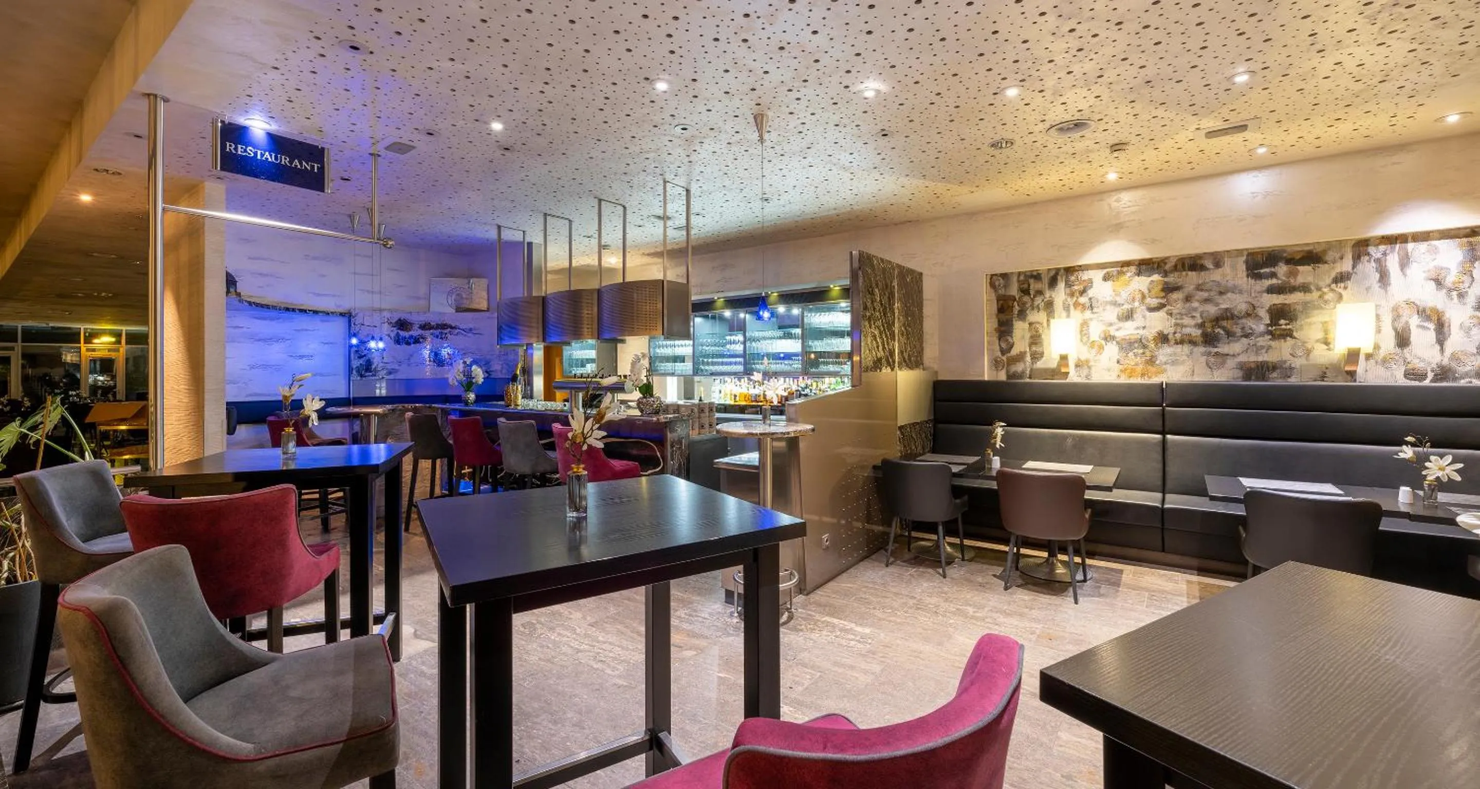Lounge or bar in PLAZA INN Stuttgart-Ditzingen