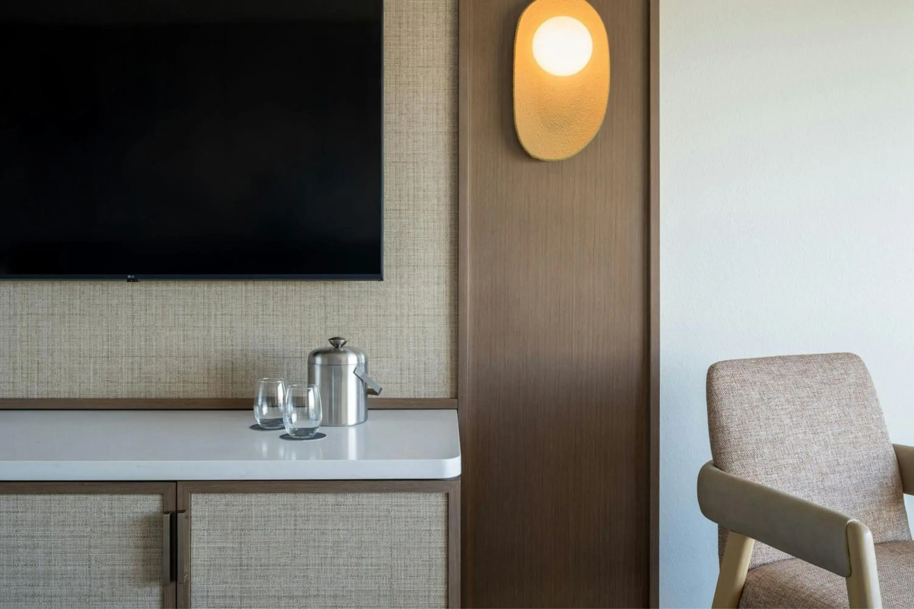 Deluxe Guest Room, 2 Double Beds, Water View, Top Floor in The Westin Tampa Bay Deluxe Guest Room, 2 Double Beds, Water View, Top Floor in The Westin Tampa Bay