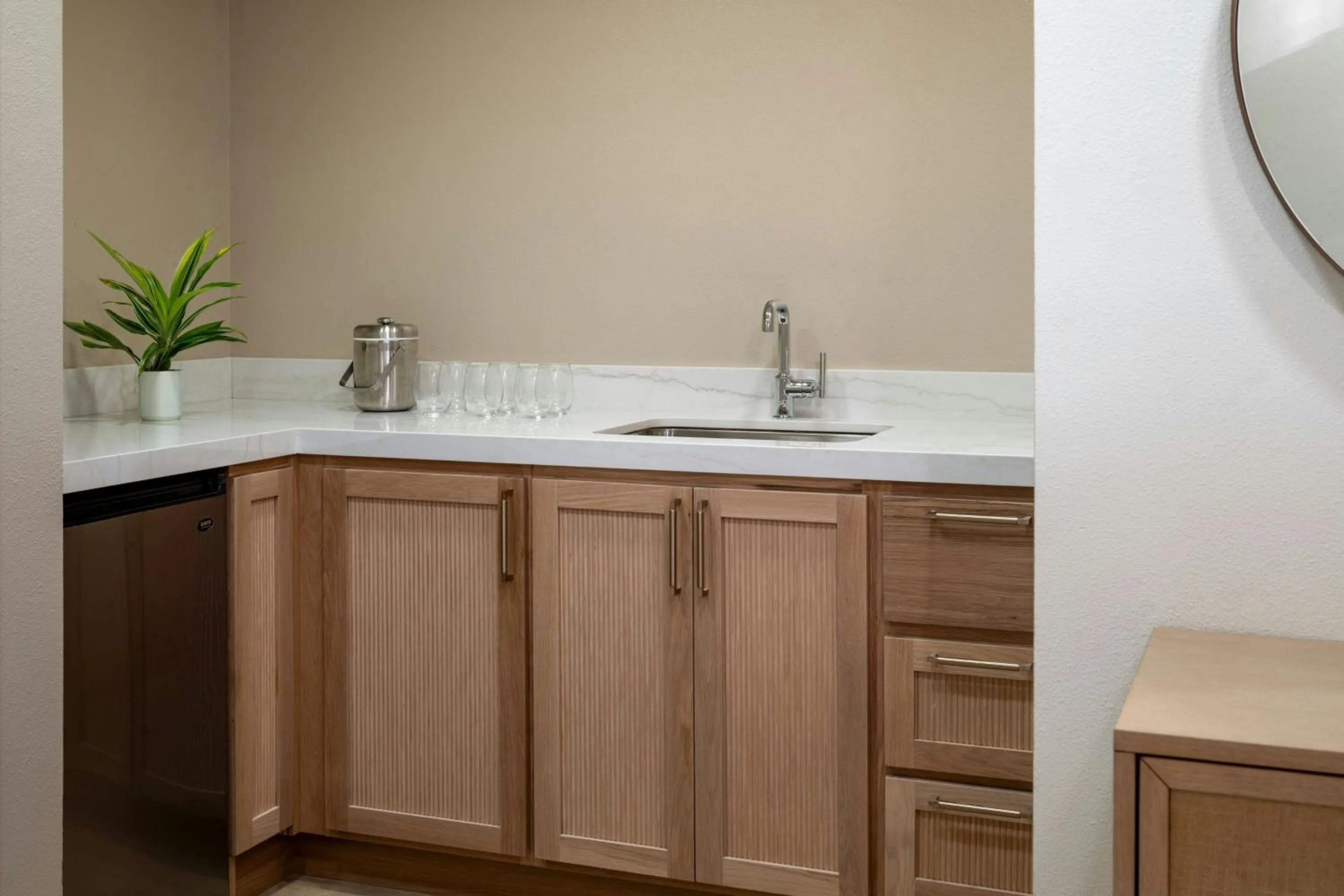 Kitchen or kitchenette in The Westin Tampa Bay