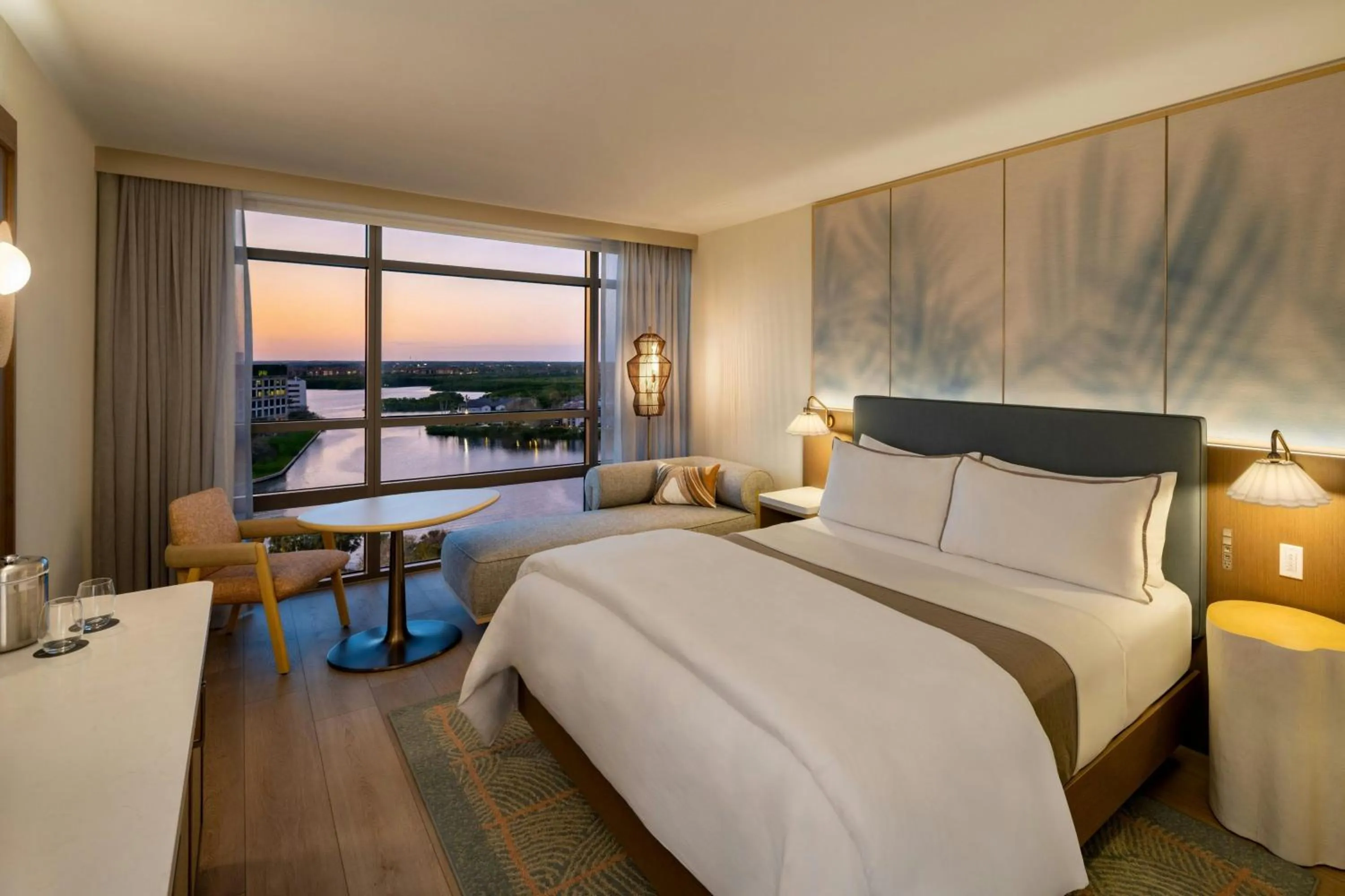 Photo of the whole room, Bed in The Westin Tampa Bay