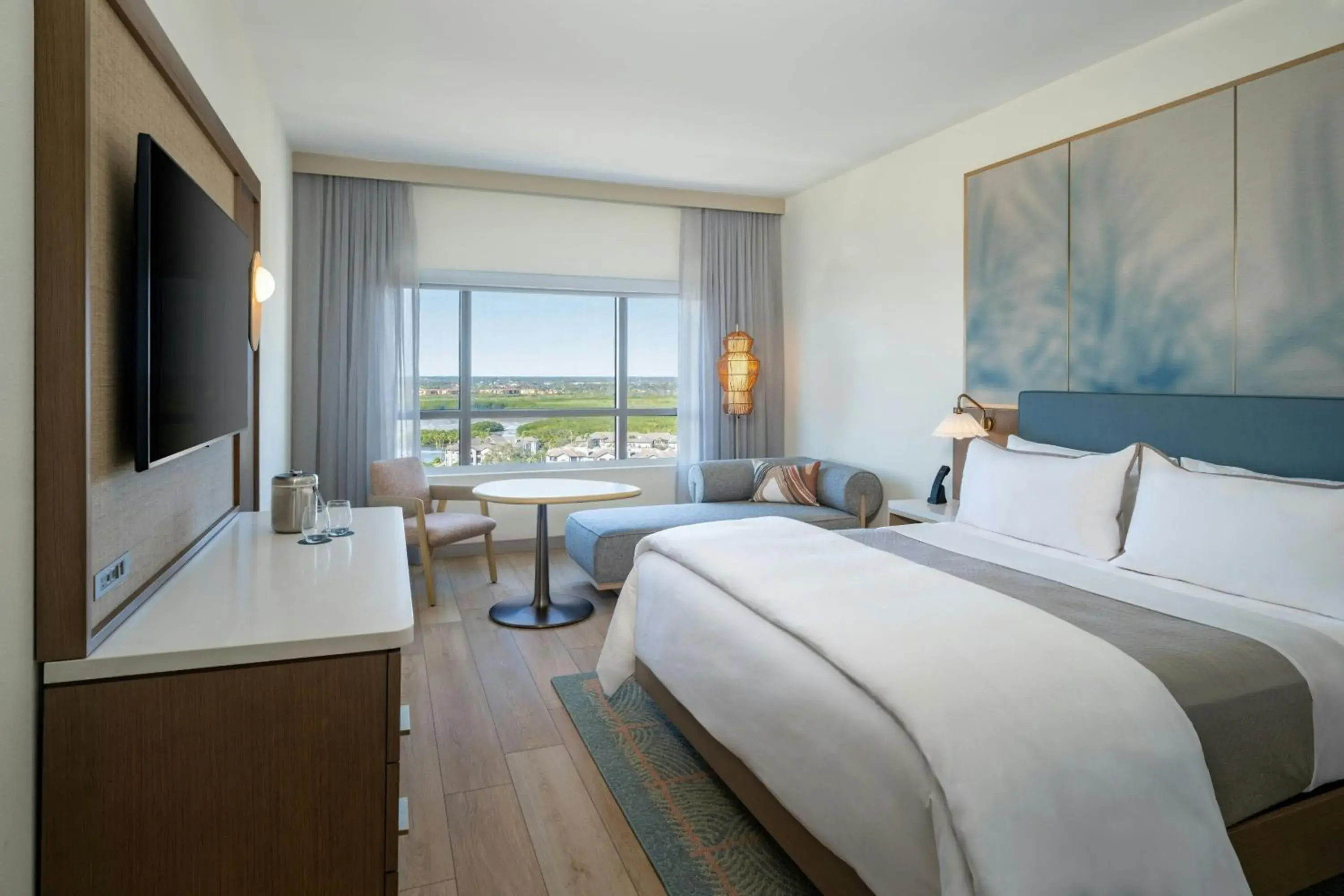 Traditional King Room with Partial Bay View and Roll-in Shower - Mobility Accessible in The Westin Tampa Bay Traditional King Room with Partial Bay View and Roll-in Shower - Mobility Accessible in The Westin Tampa Bay