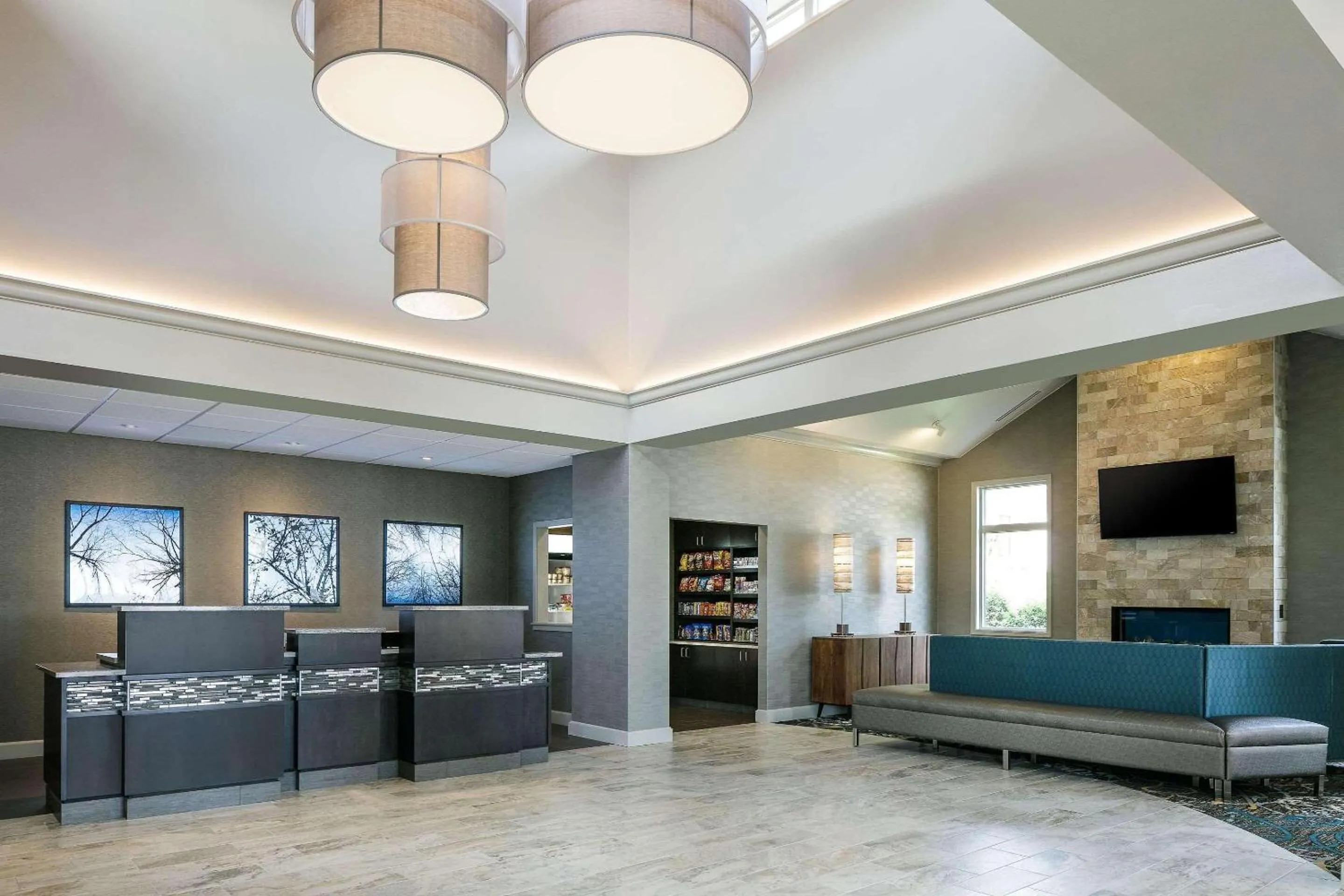 Lobby or reception in Radisson Hotel & Conference Center Coralville - Iowa City