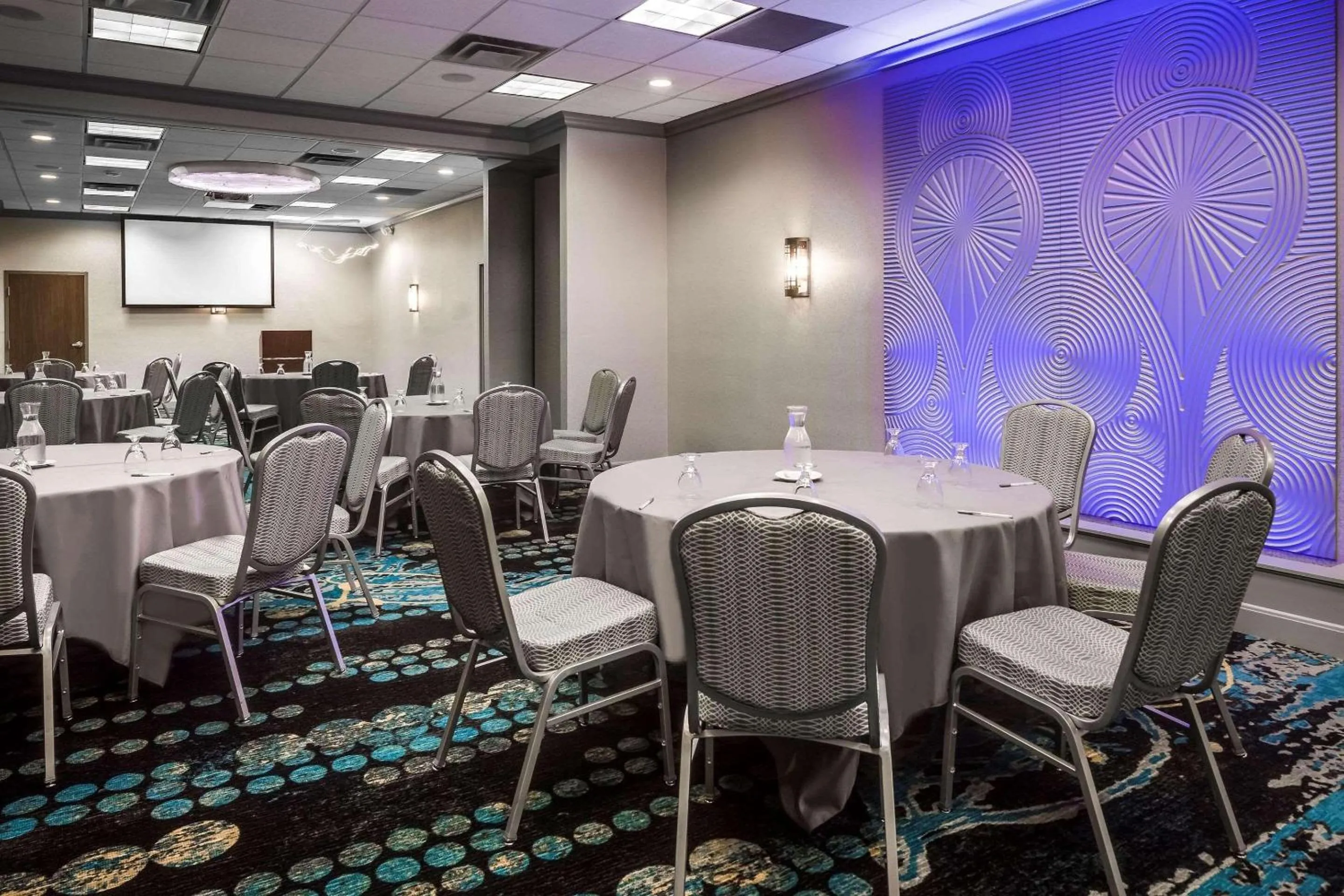 Meeting/conference room in Radisson Hotel & Conference Center Coralville - Iowa City