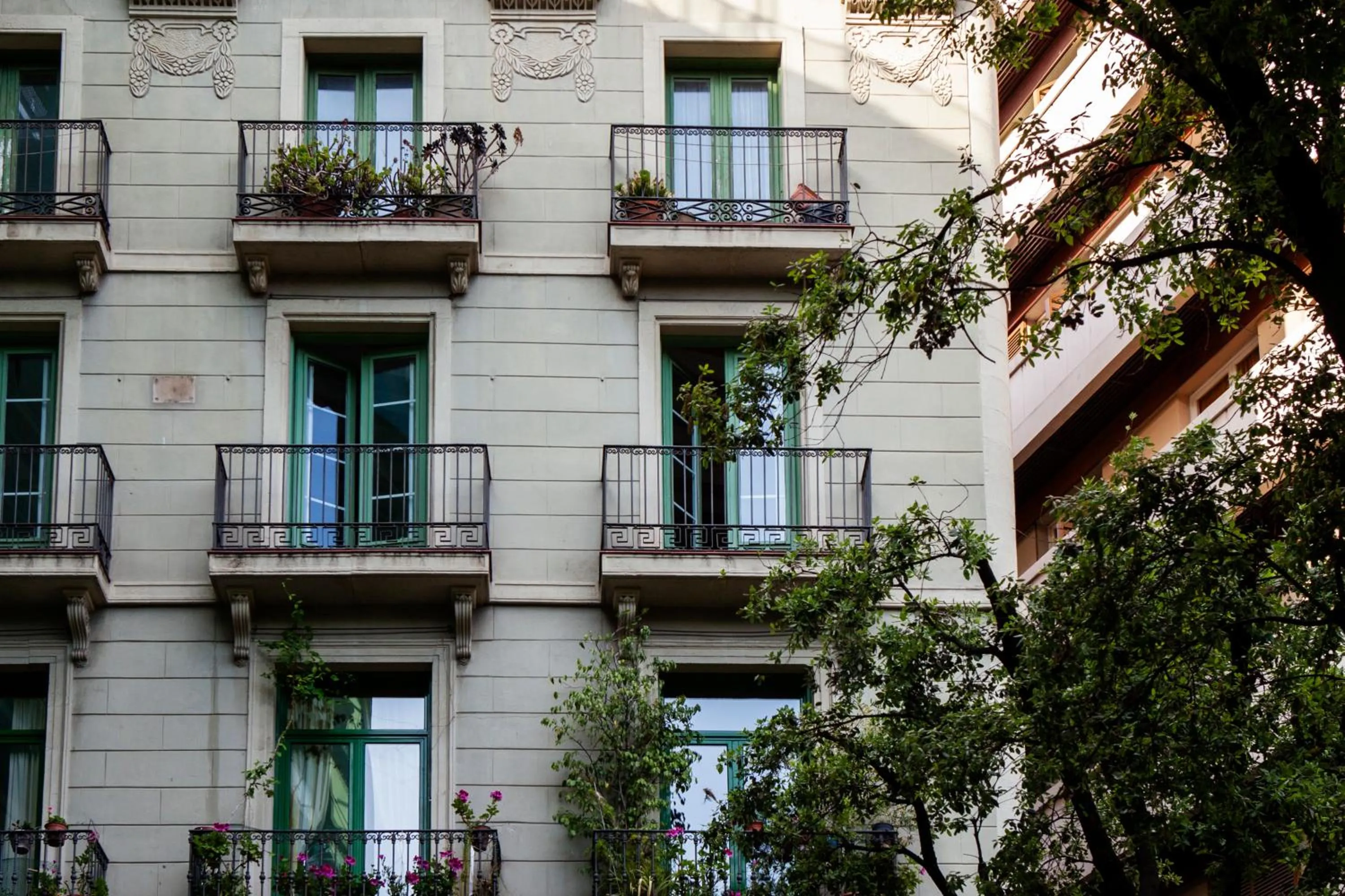 Property building in Ramblas Apartments