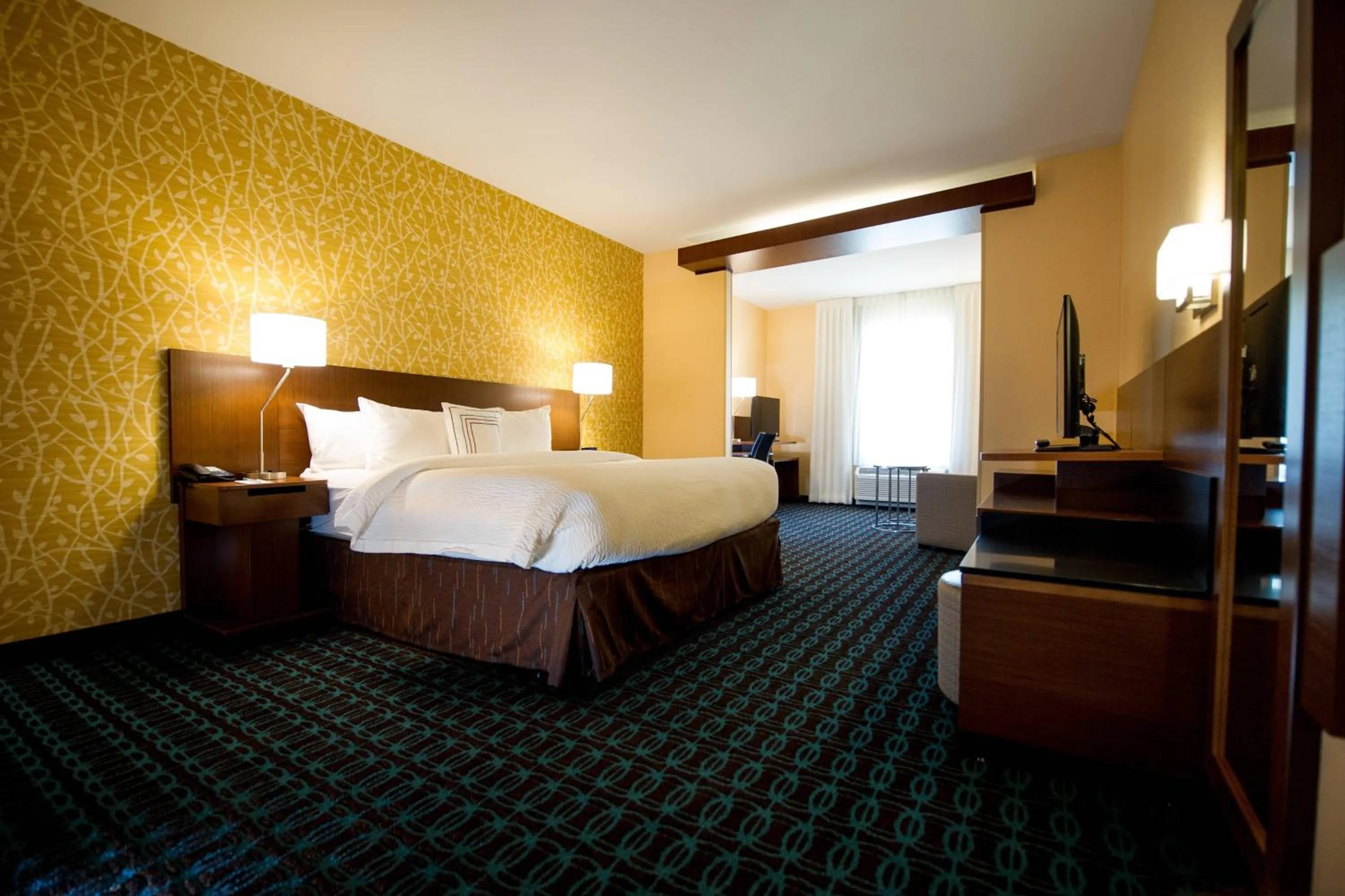 Bedroom, Bed in Fairfield by Marriott Cambridge