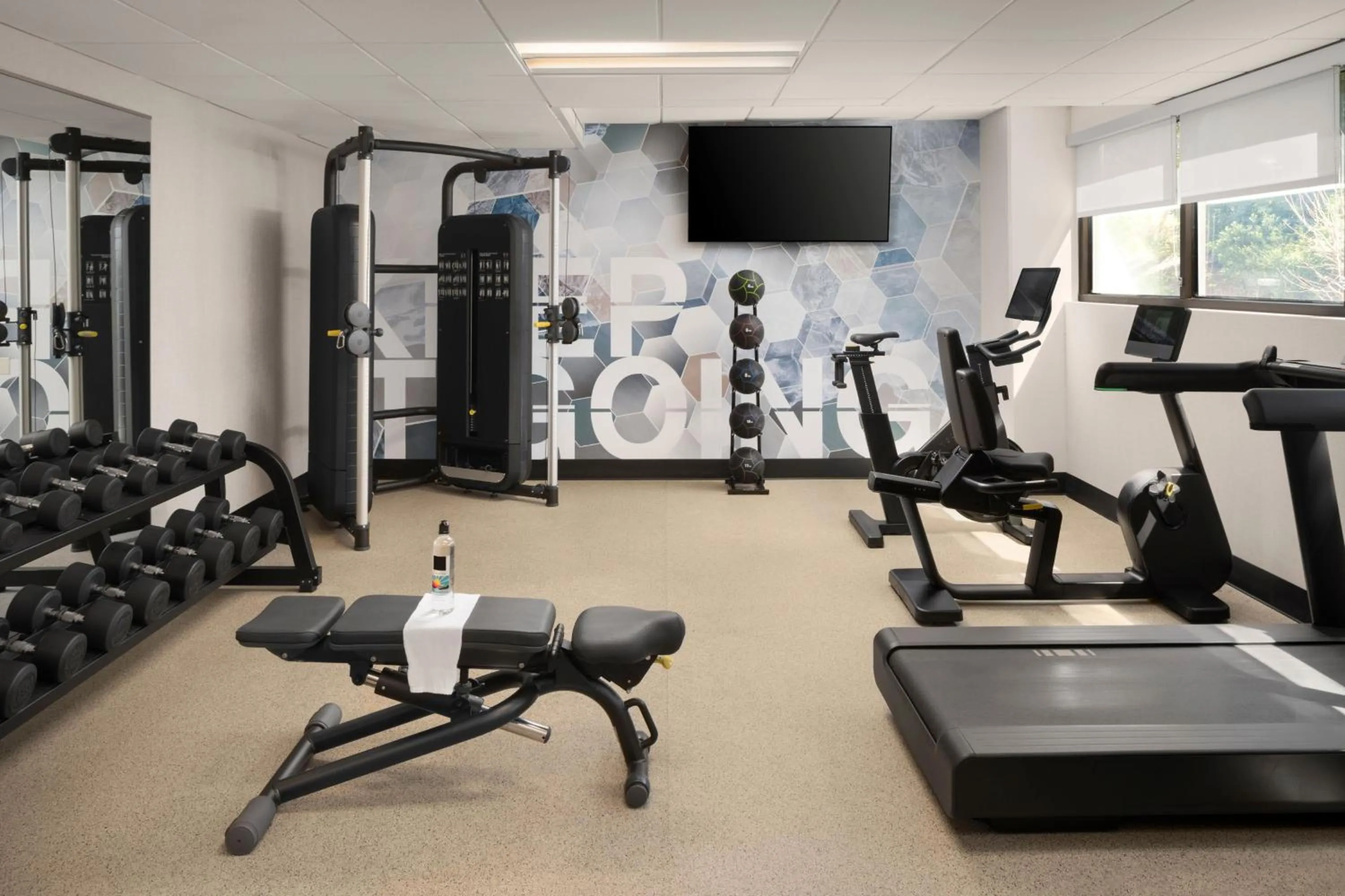 Fitness centre/facilities in SpringHill Suites by Marriott Seattle Issaquah