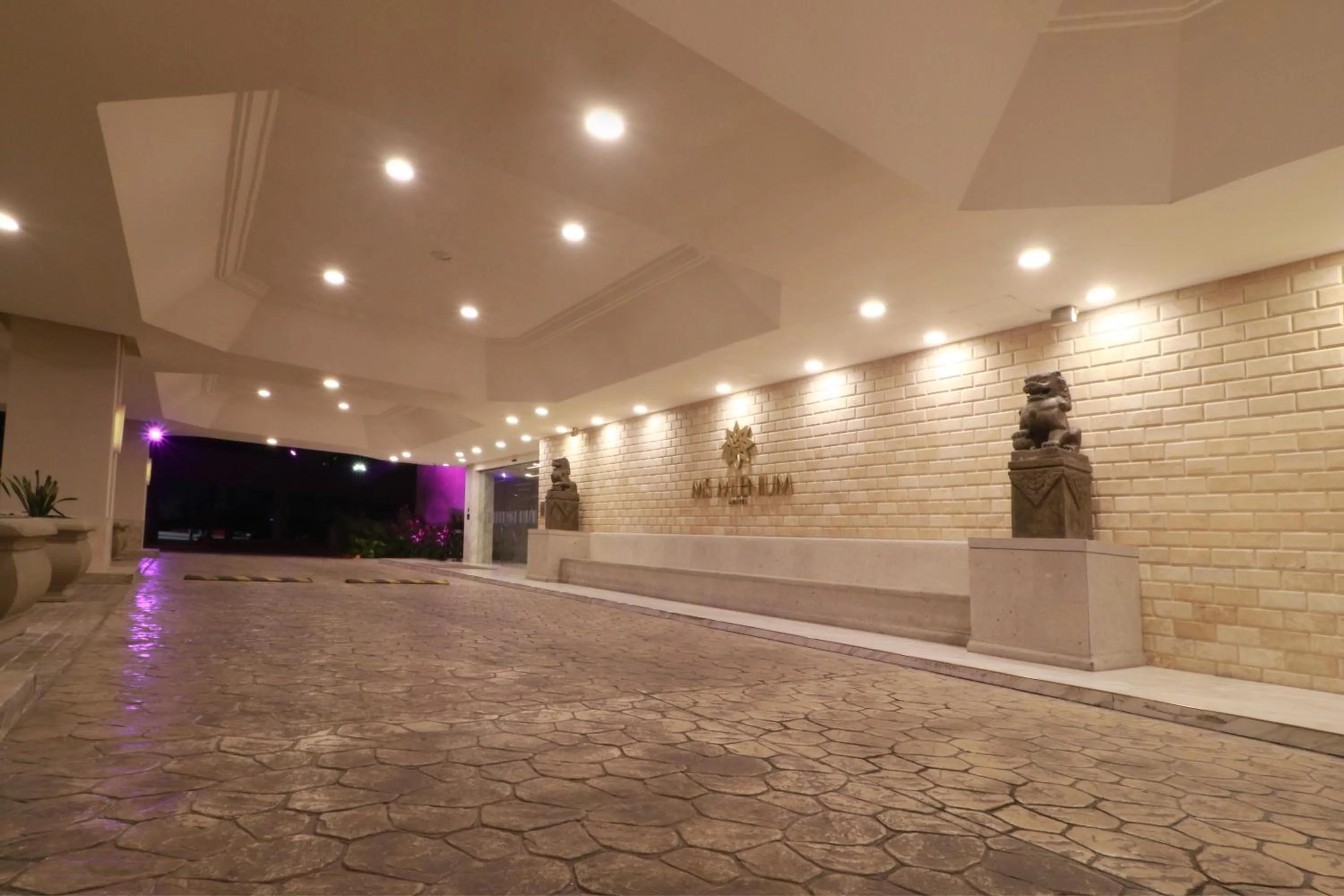 Property building in MS Milenium Monterrey Curio Collection by Hilton