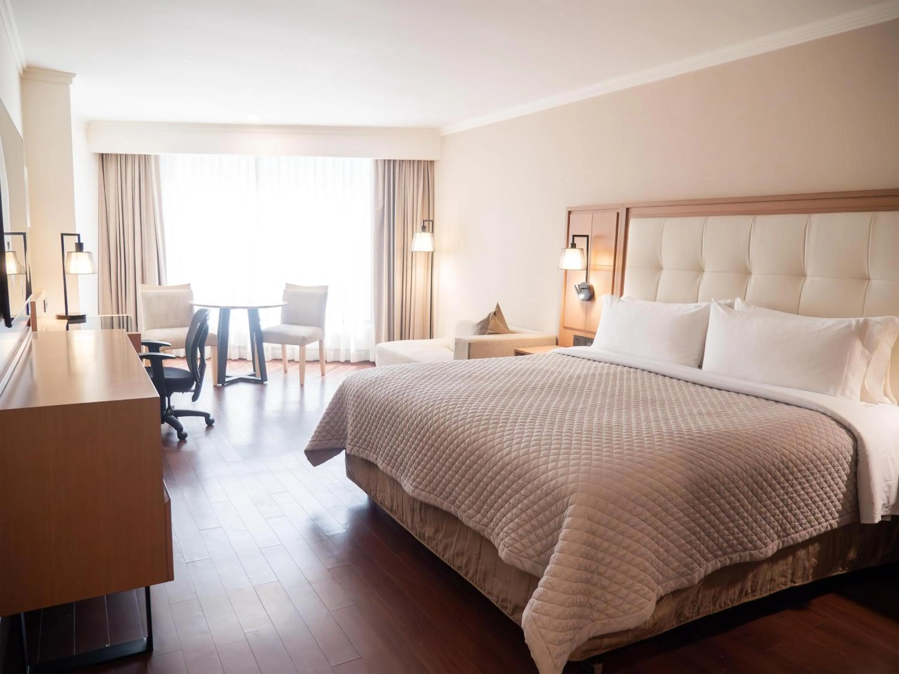 Bed in MS Milenium Monterrey Curio Collection by Hilton