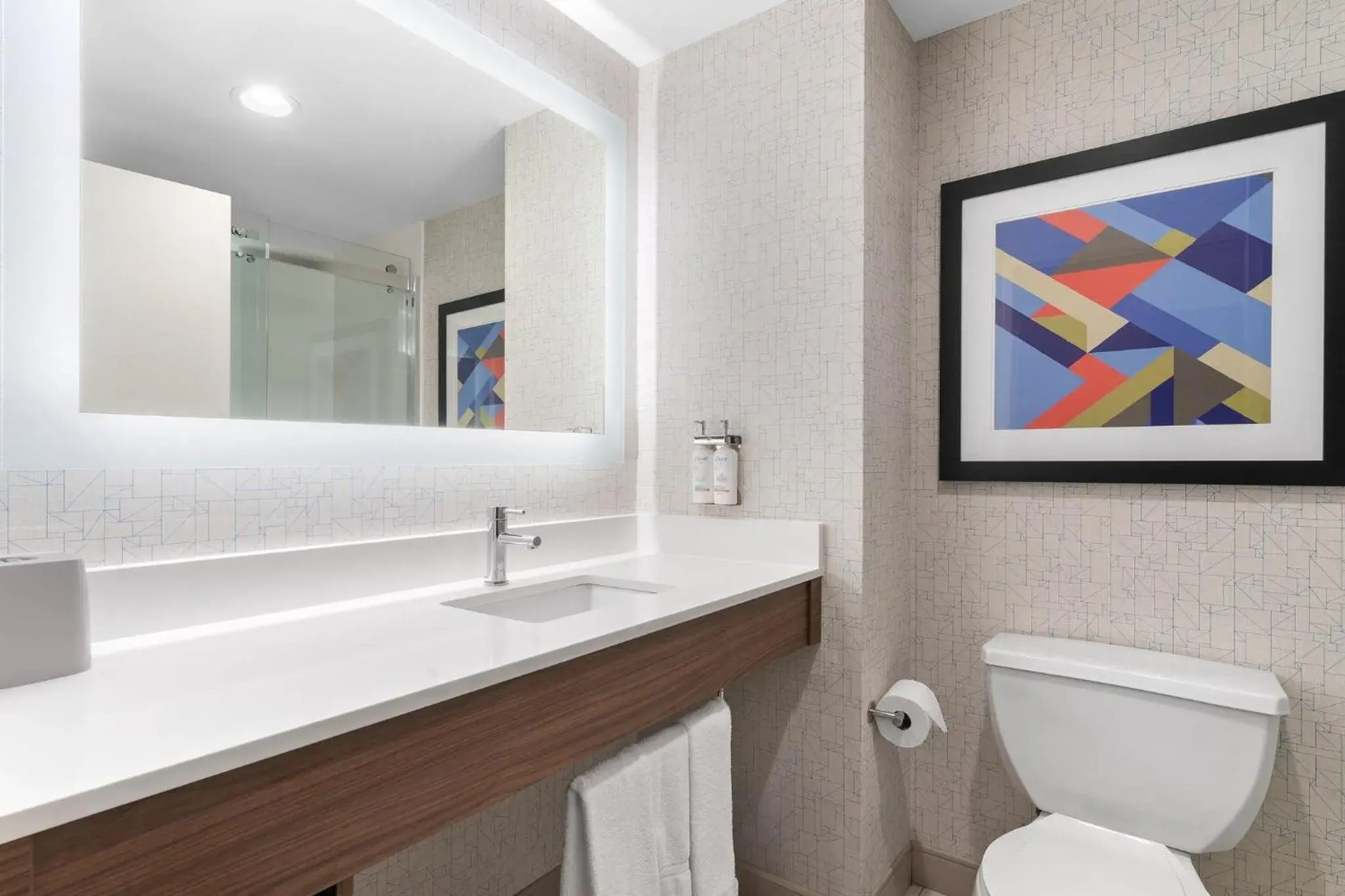 King Suite with Sofa Bed in Holiday Inn Express Hotel & Suites Coralville by IHG King Suite with Sofa Bed in Holiday Inn Express Hotel & Suites Coralville by IHG