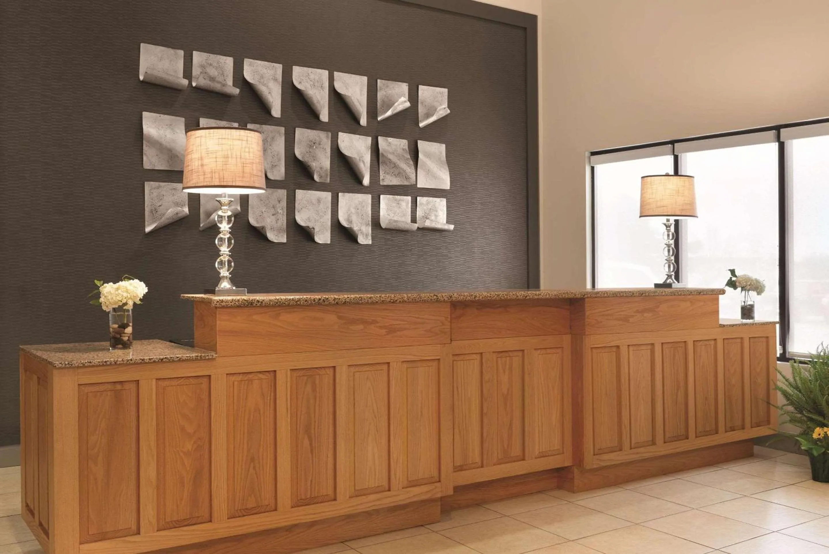 Lobby or reception in Radisson Hotel Ames Conference Center at ISU