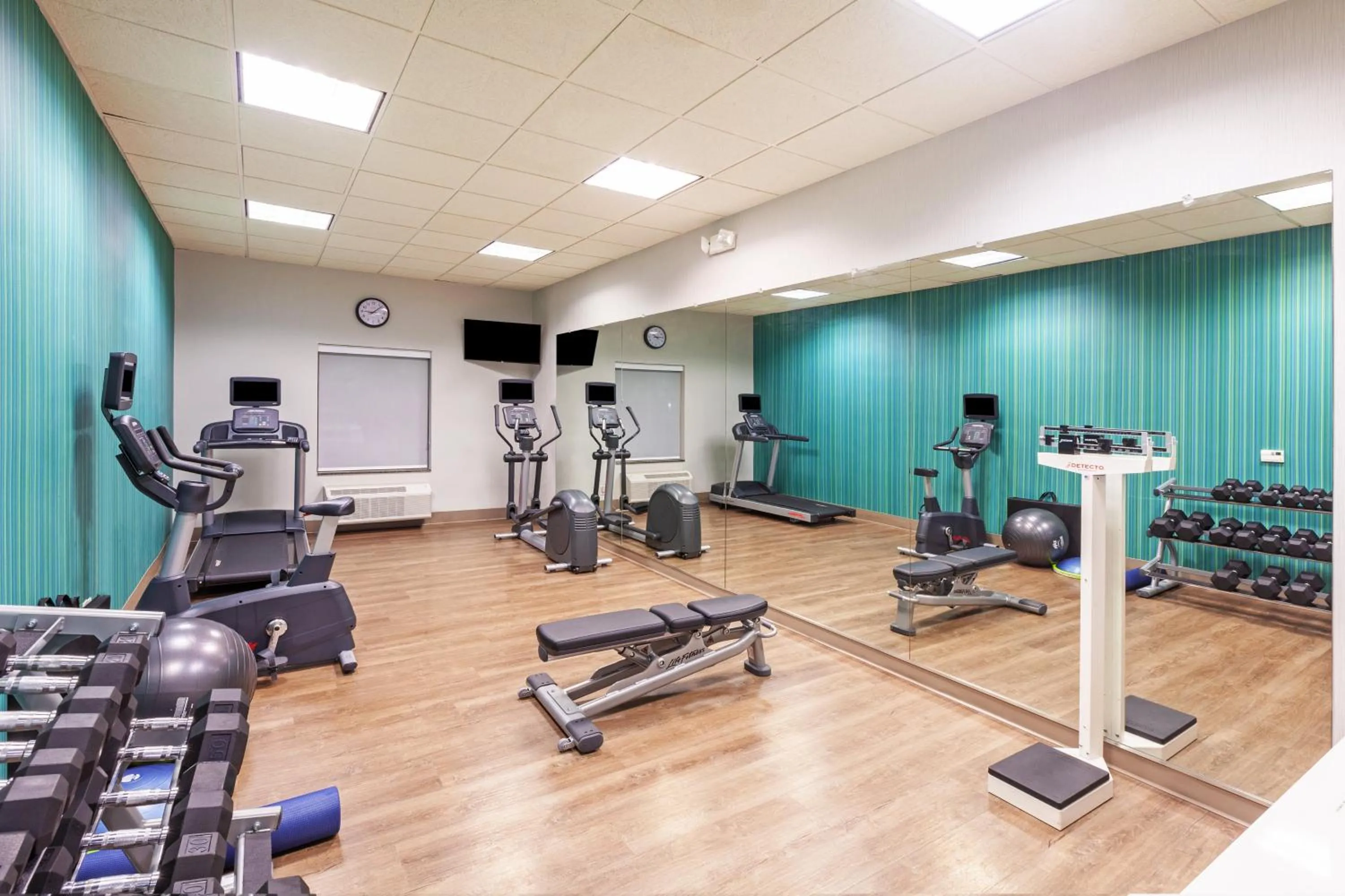 Fitness centre/facilities, Fitness Center/Facilities in Holiday Inn Express Hotel & Suites Port Arthur