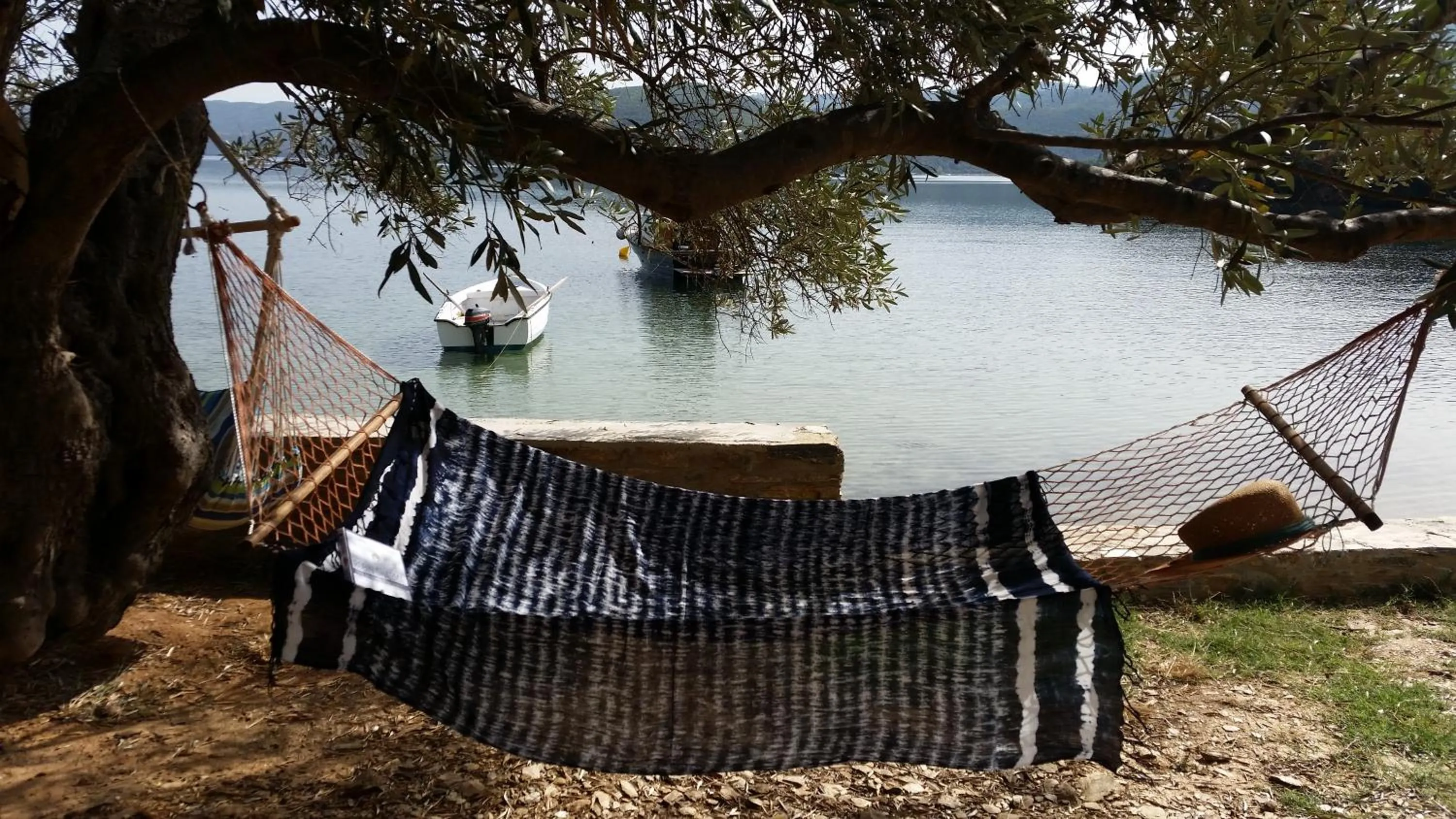 Entertainment in Thea Houses