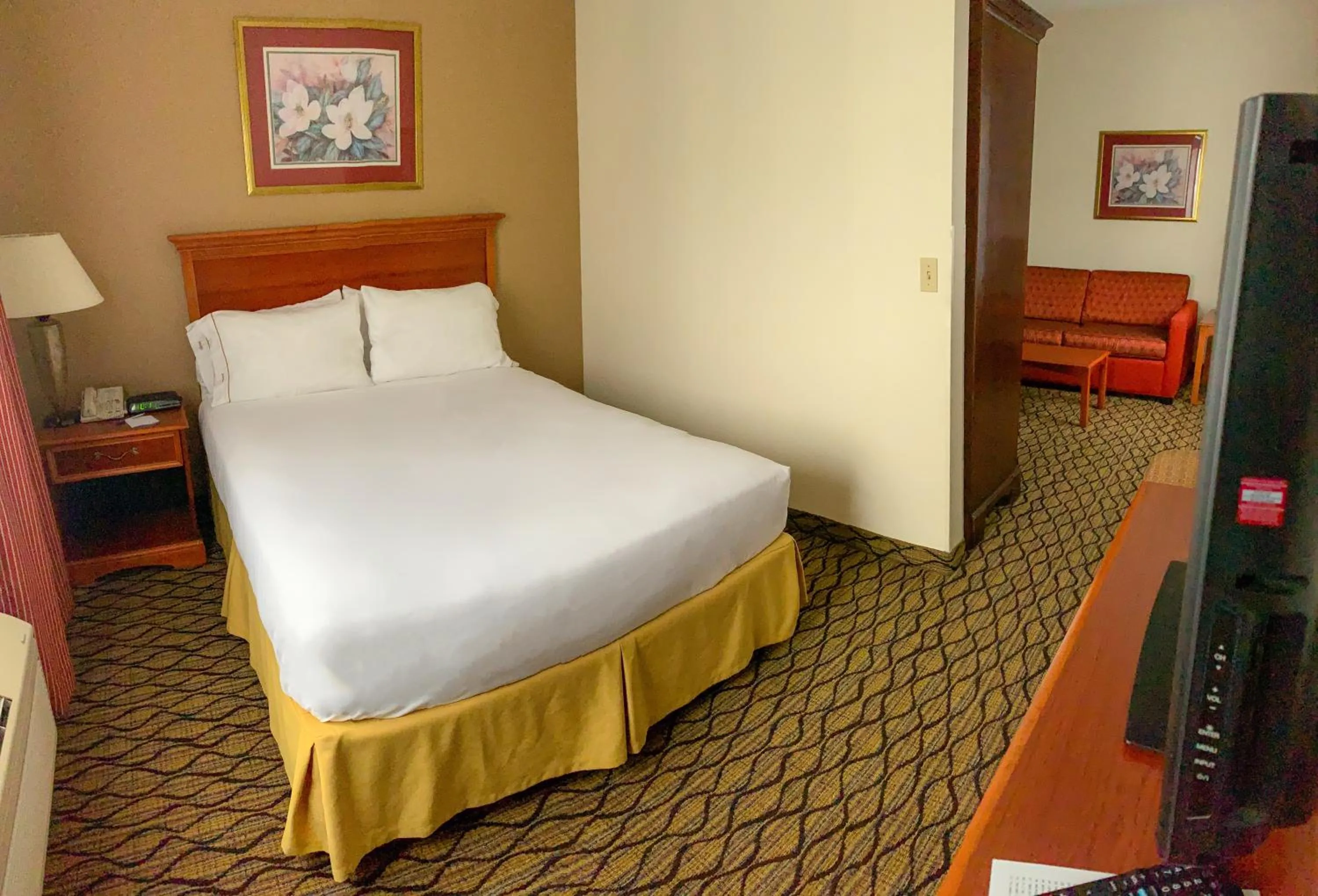 Bed in Baymont by Wyndham Chelsea