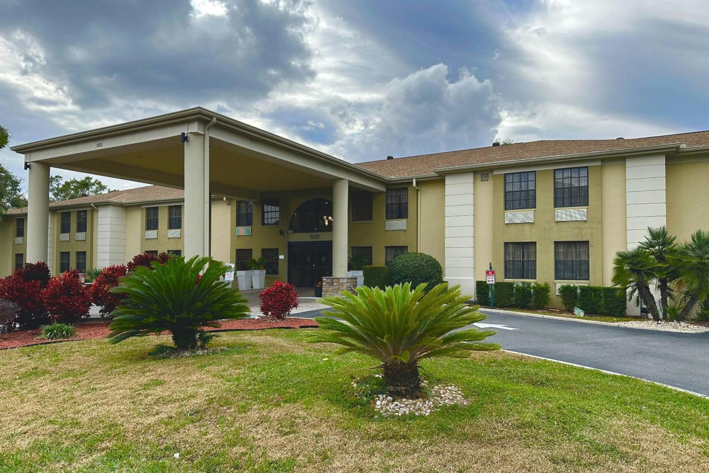 Property building in Comfort Inn Ocala Silver Springs
