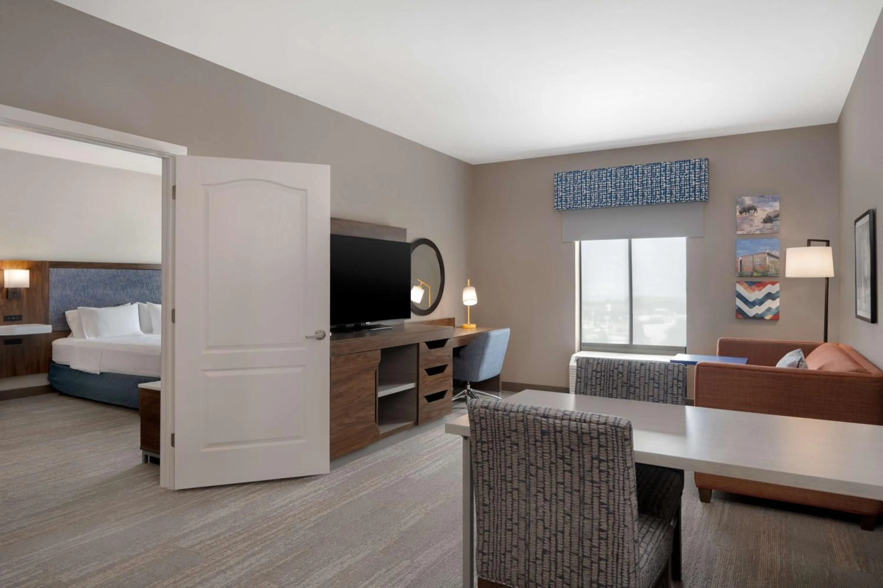 Living room, Bed in Hampton Inn & Suites Billings West I-90