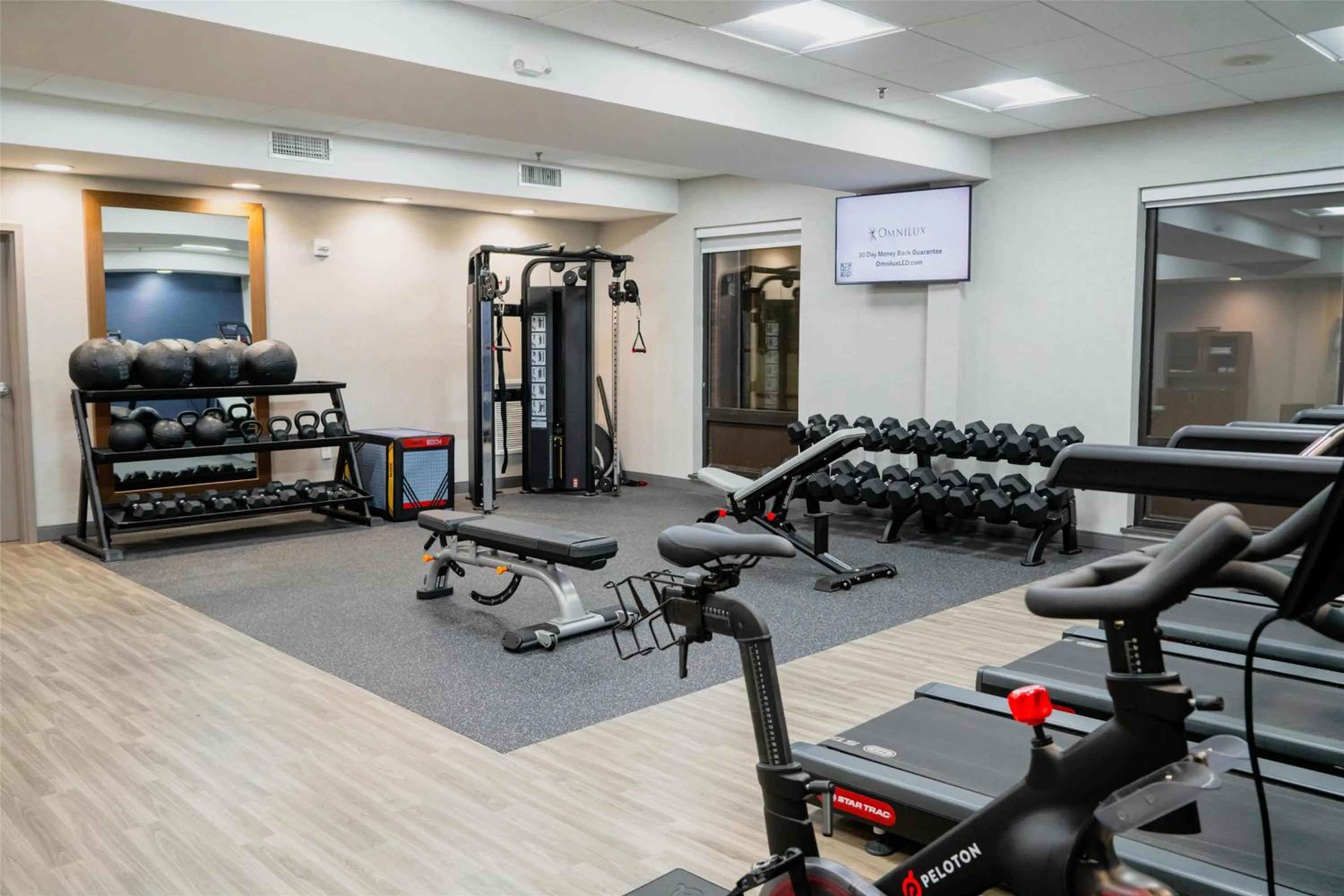 Fitness centre/facilities in Hampton Inn Gonzales