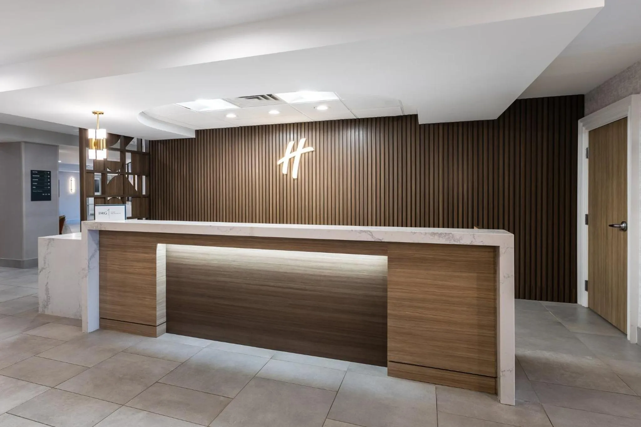 Property building in Holiday Inn Anderson by IHG