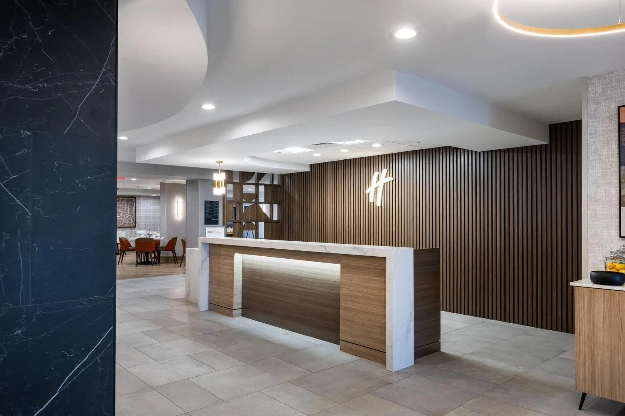 Property building in Holiday Inn Anderson by IHG