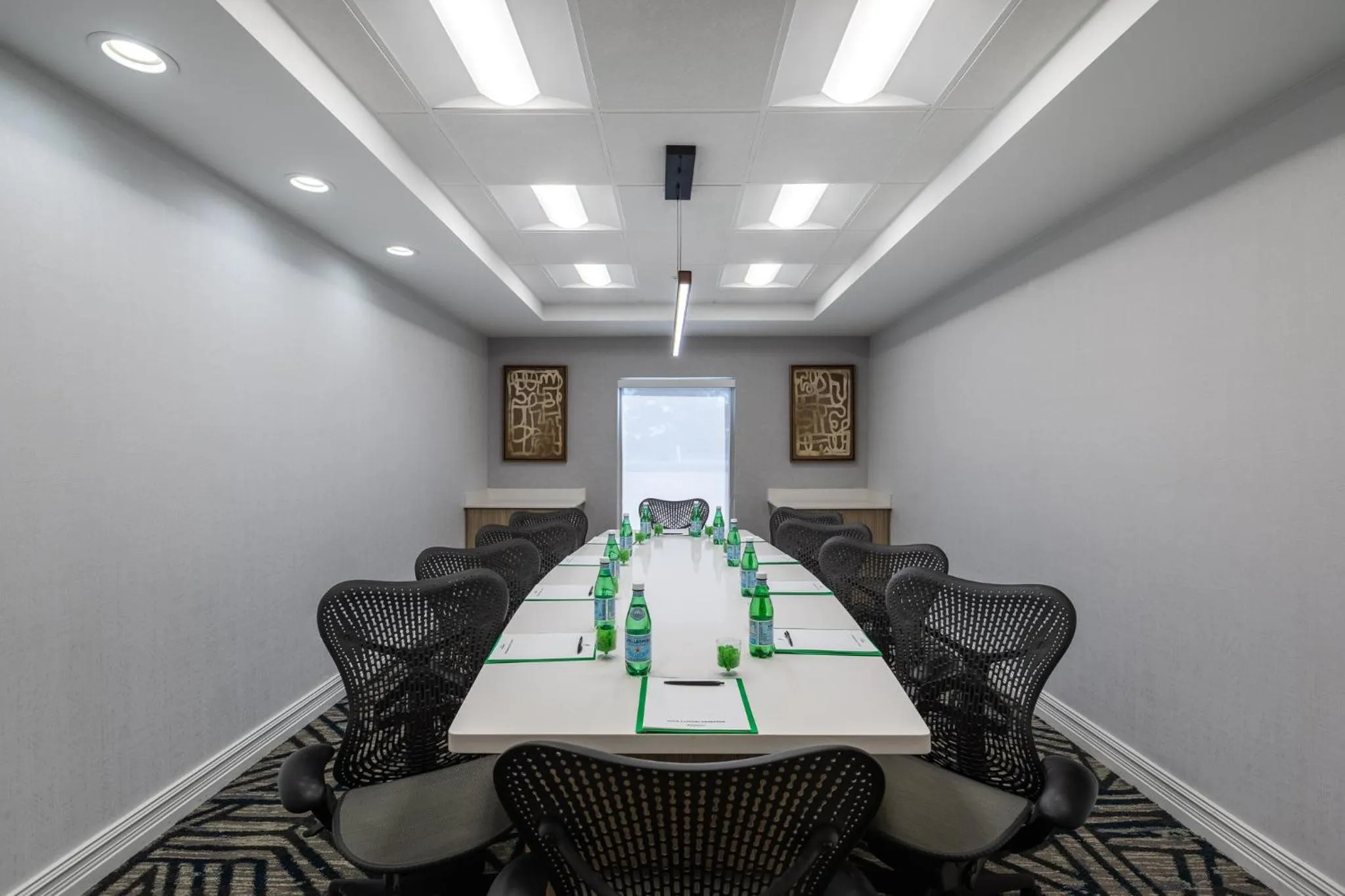Meeting/conference room in Holiday Inn Anderson by IHG