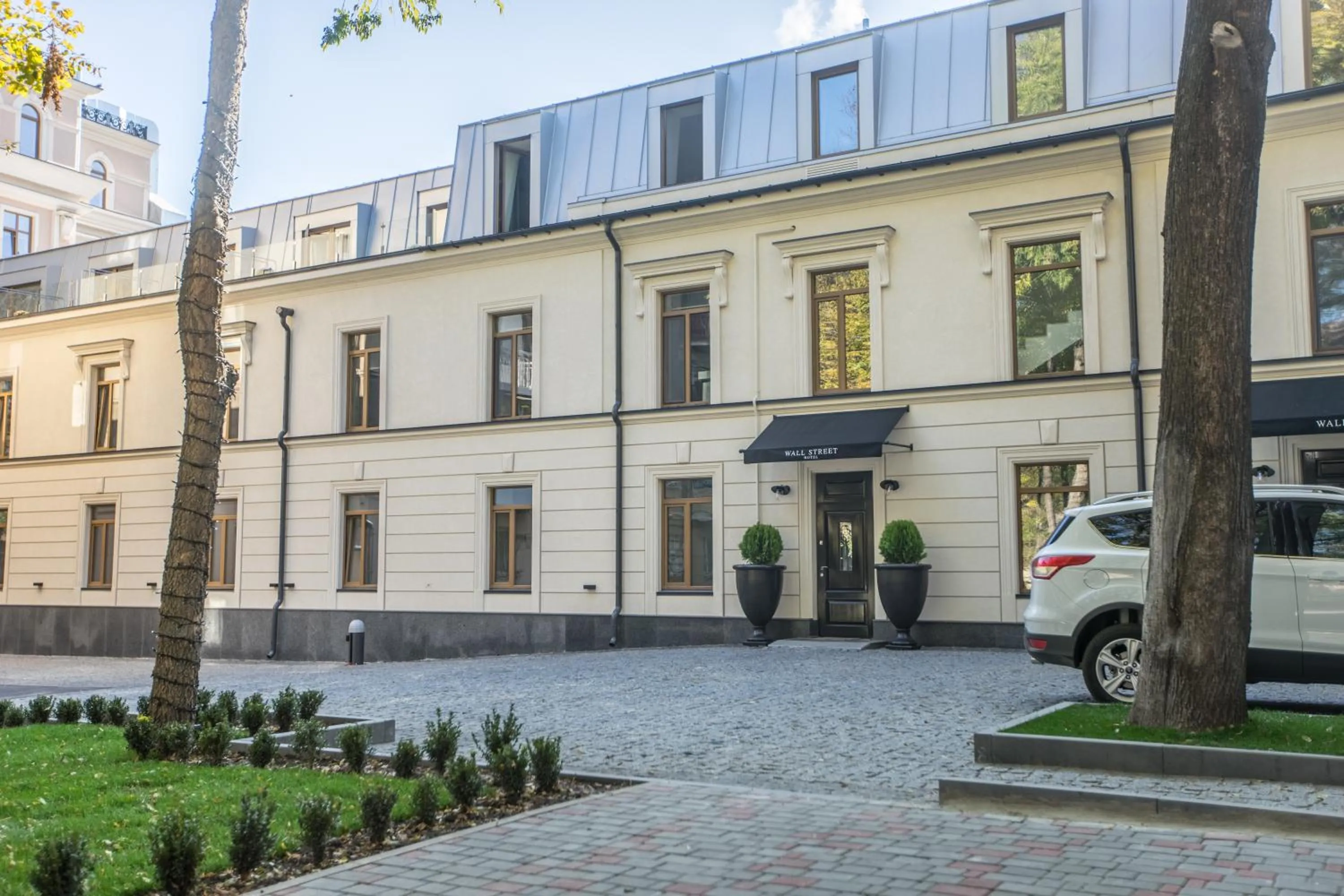 Facade/entrance in Wall Street - Maestro