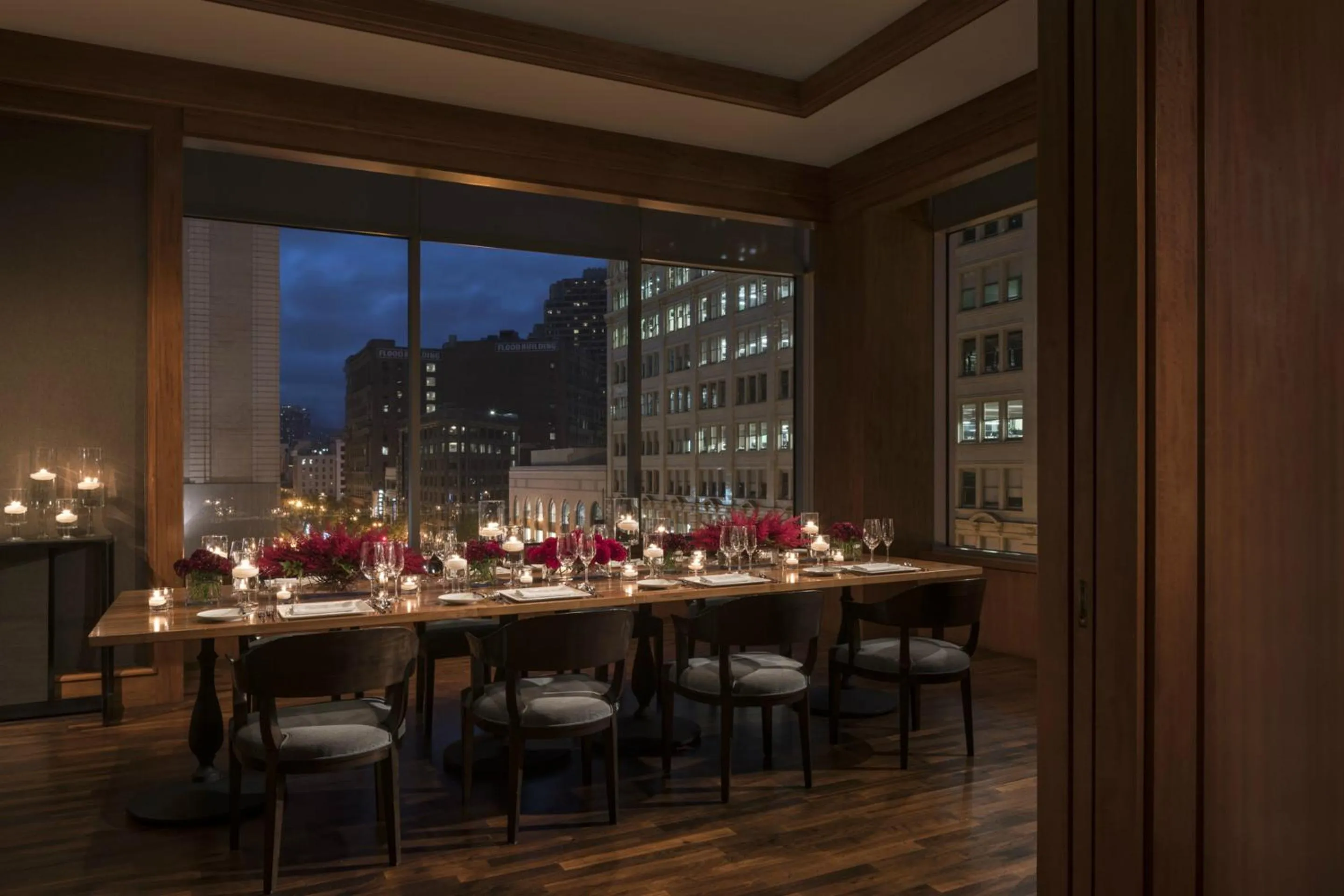 Restaurant/places to eat in Four Seasons Hotel San Francisco