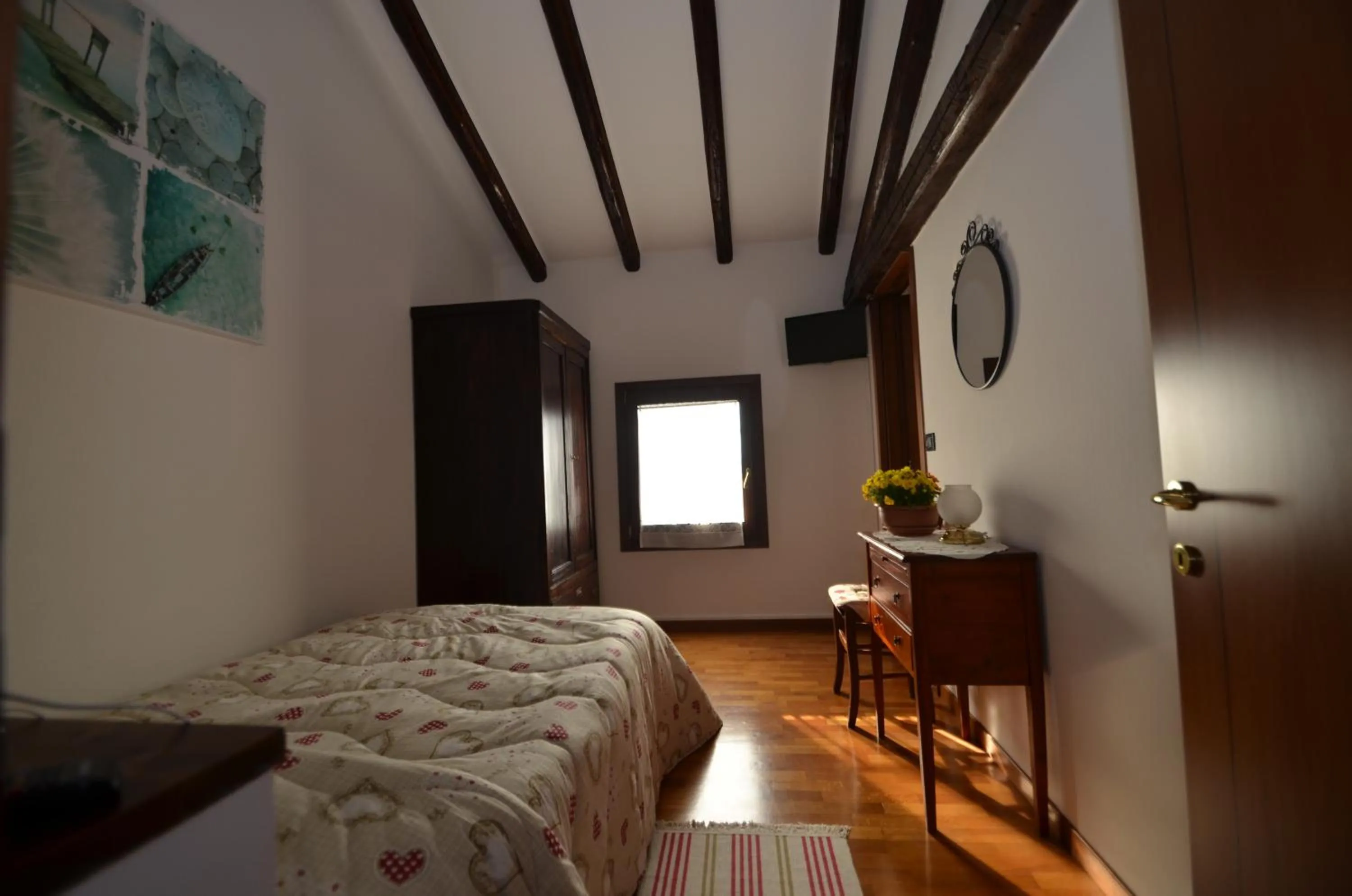 Bed in Chiaro di Luna