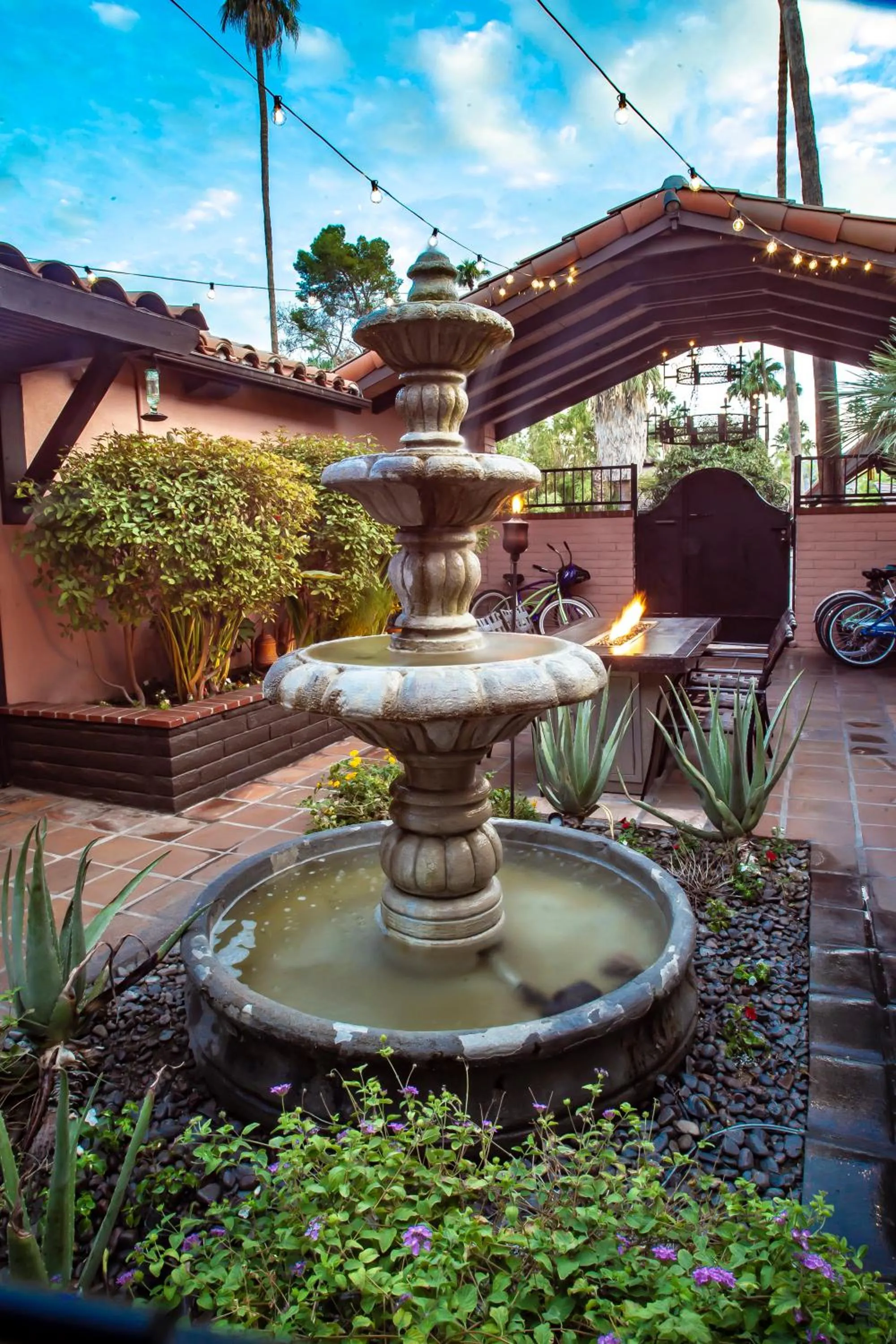 Decorative detail in Hotel California