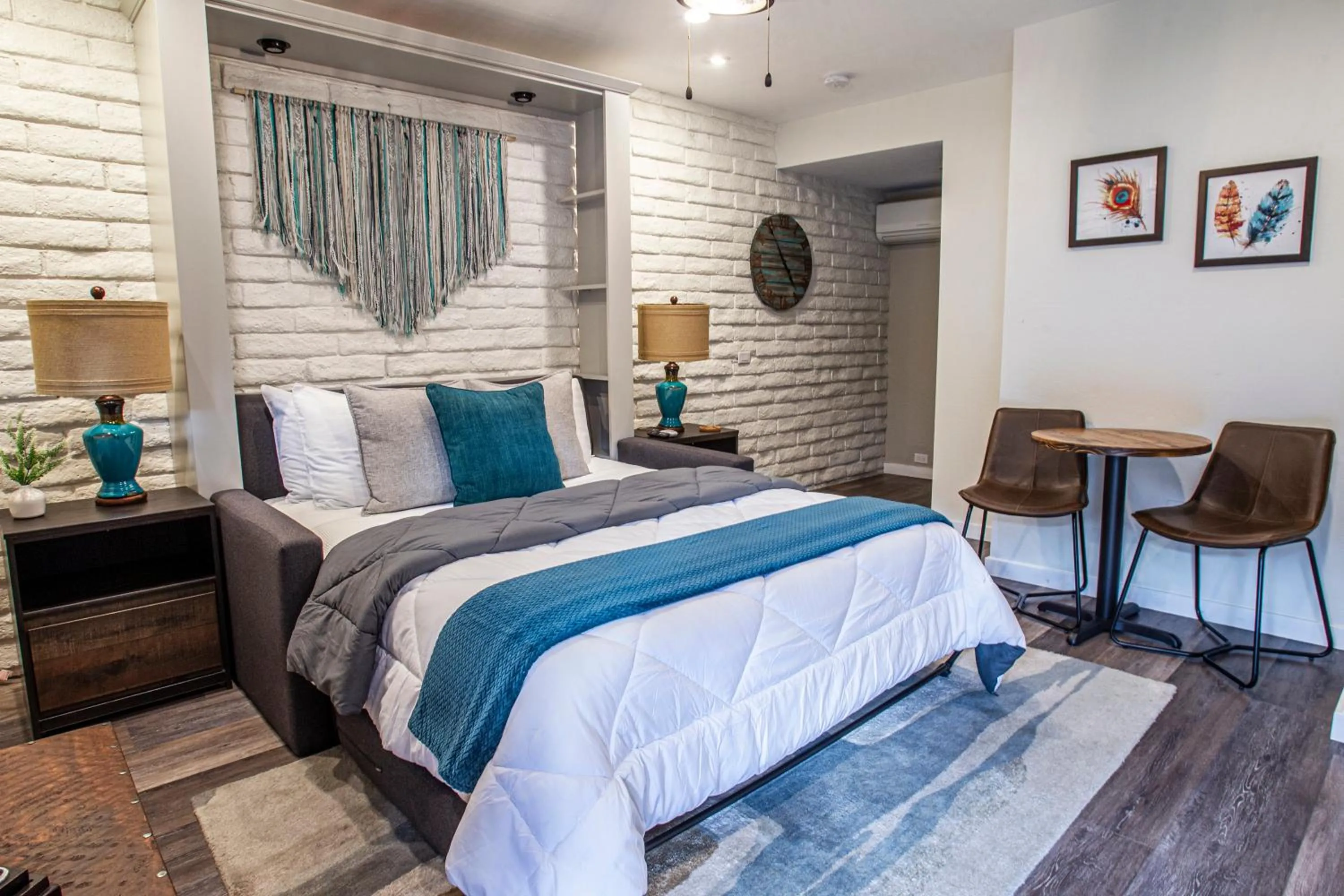 Bed in Hotel California