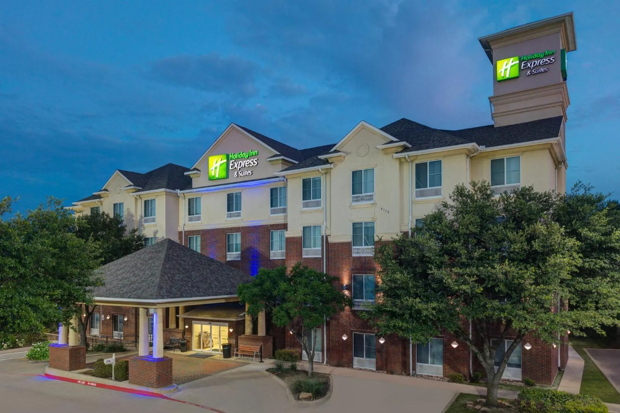 Property building in Holiday Inn Express Hotel & Suites Dallas - Grand Prairie I-20 by IHG