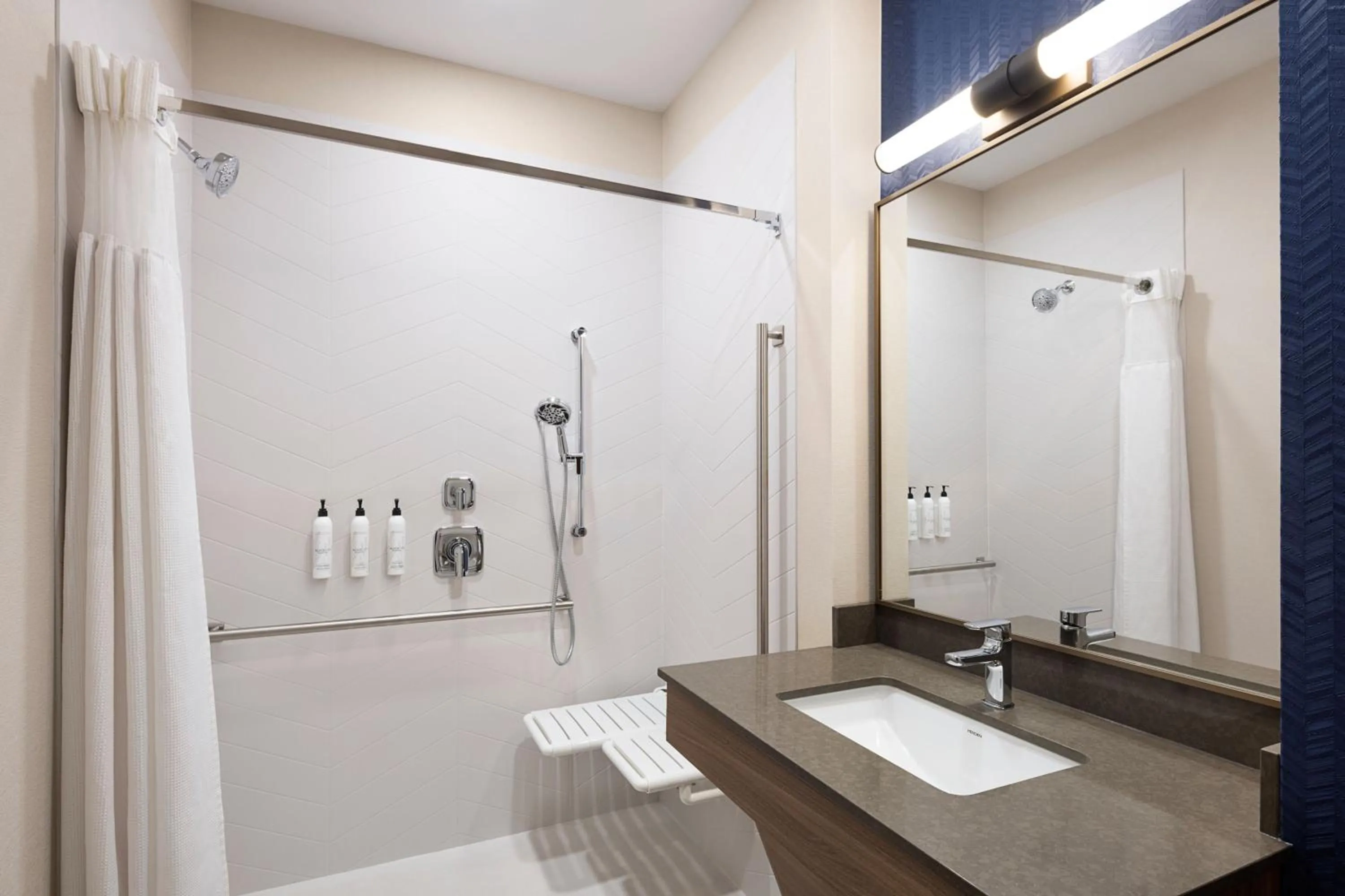 Bathroom in Fairfield Inn & Suites by Marriott West Kelowna