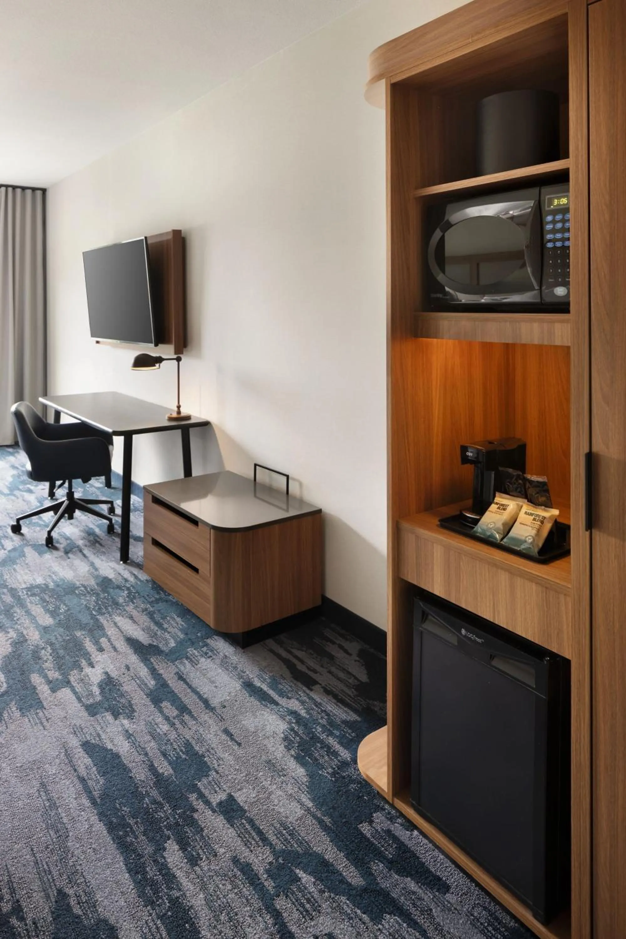 Photo of the whole room in Fairfield Inn & Suites by Marriott West Kelowna