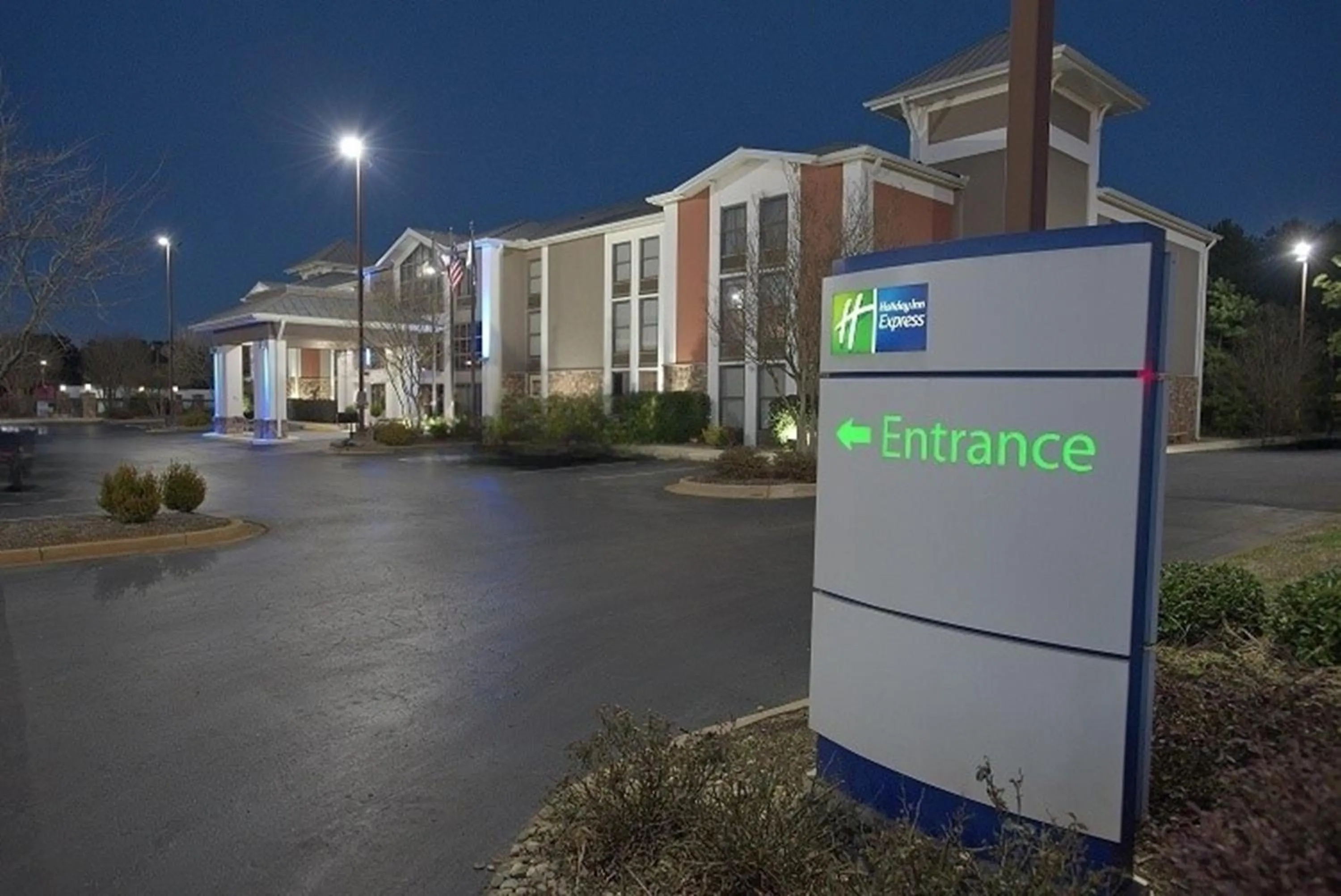 Property building in Holiday Inn Express Anderson I-85 - Exit 27- Highway 81 by IHG