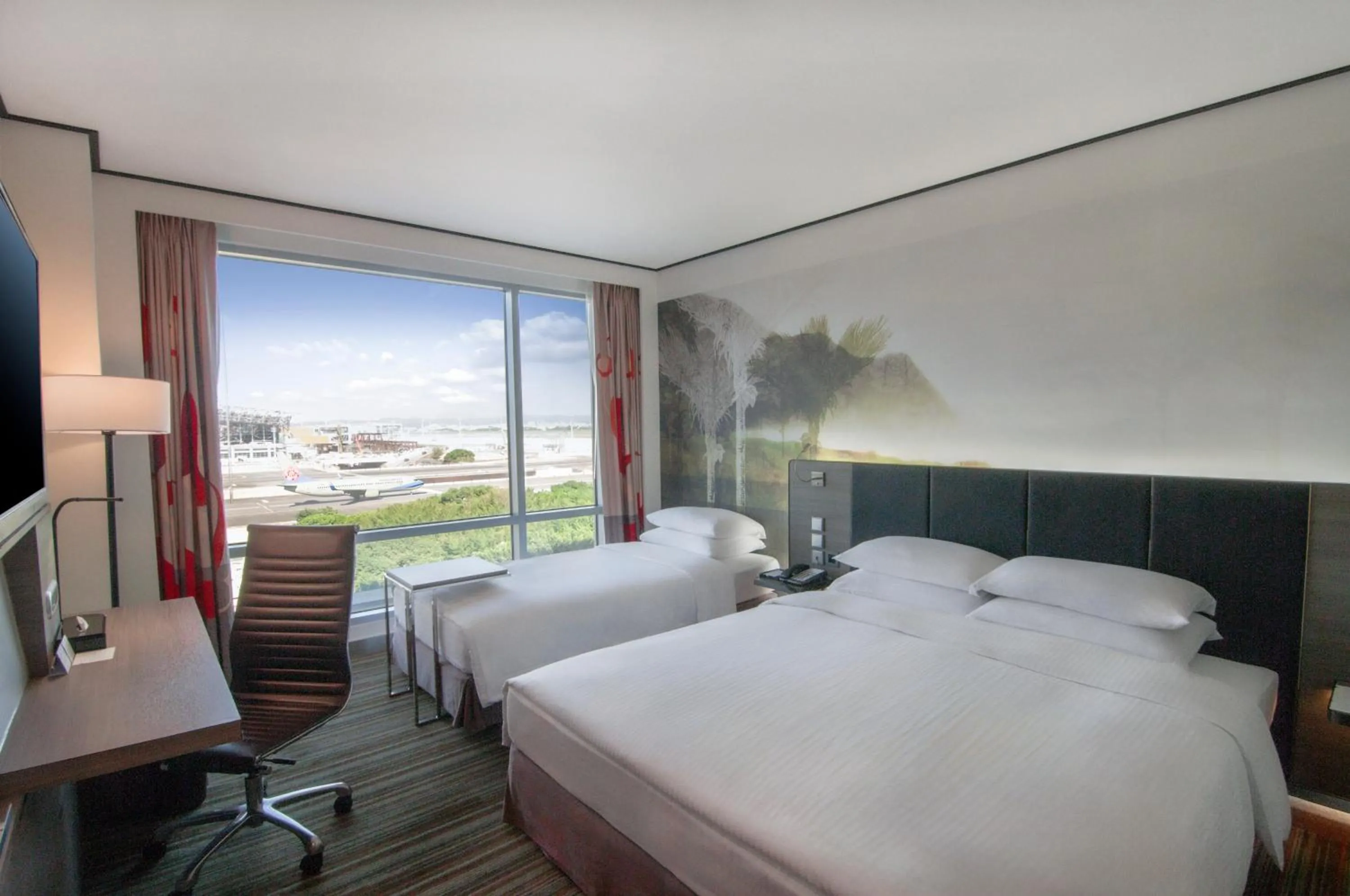 View (from property/room), Bed in Hyatt Regency Taoyuan International Airport