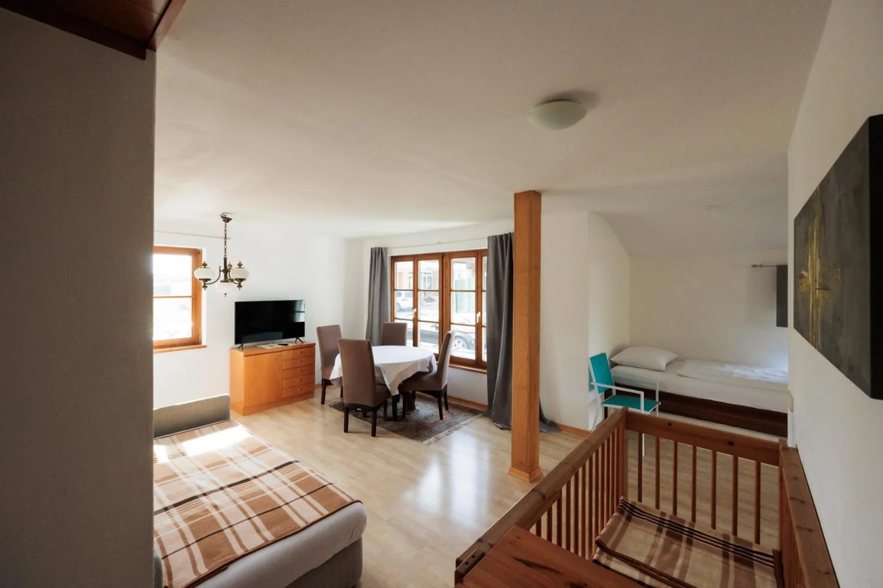 Property building, Bed in Biergasthof Riedberg