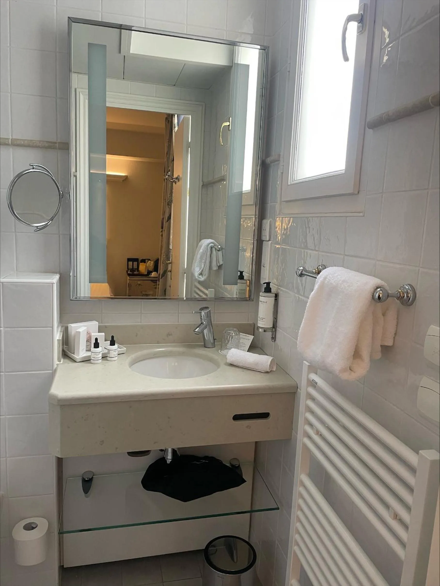 Bathroom in Le Relais Madeleine