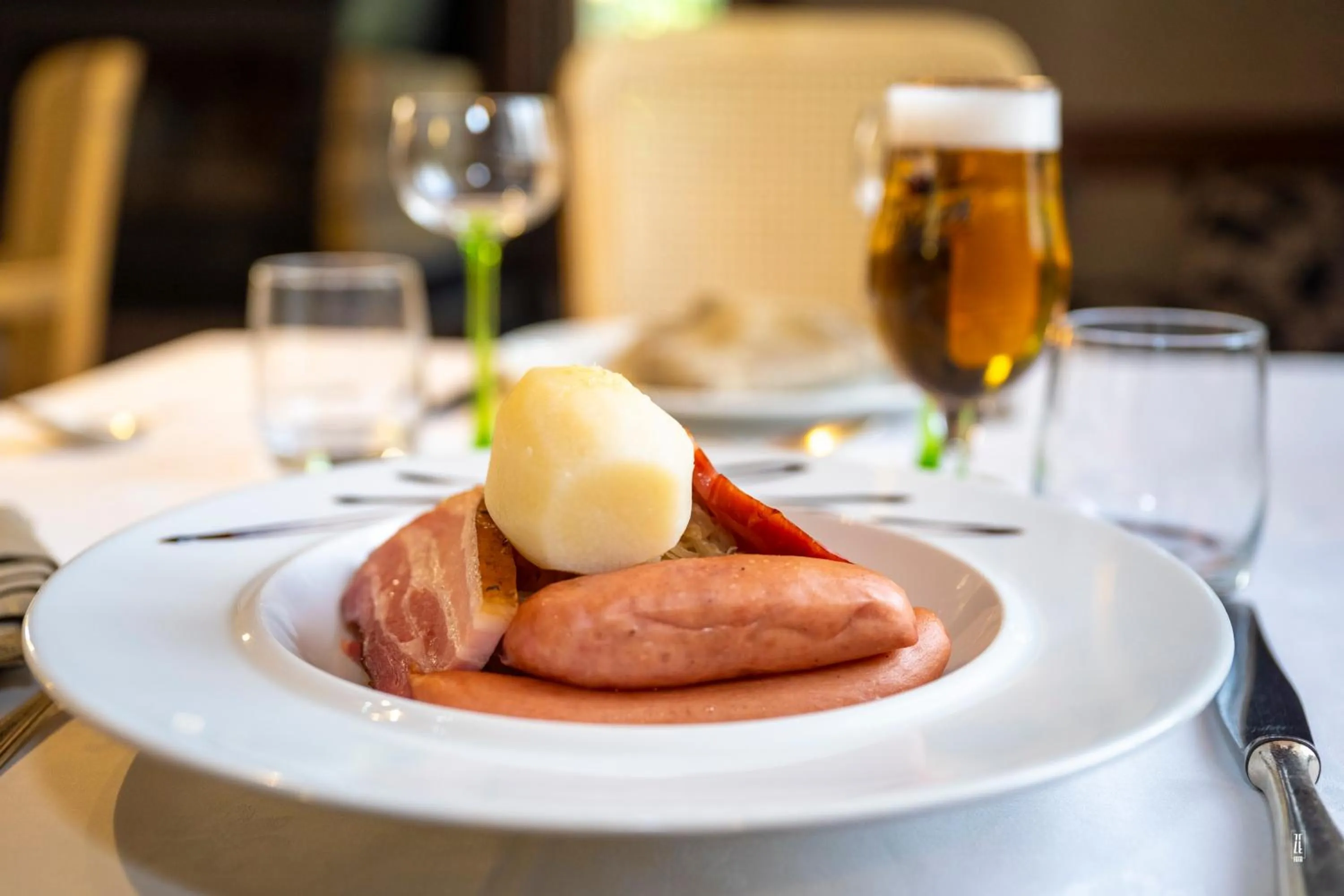 Restaurant/places to eat in Logis Hotel Restaurant Le Faudé