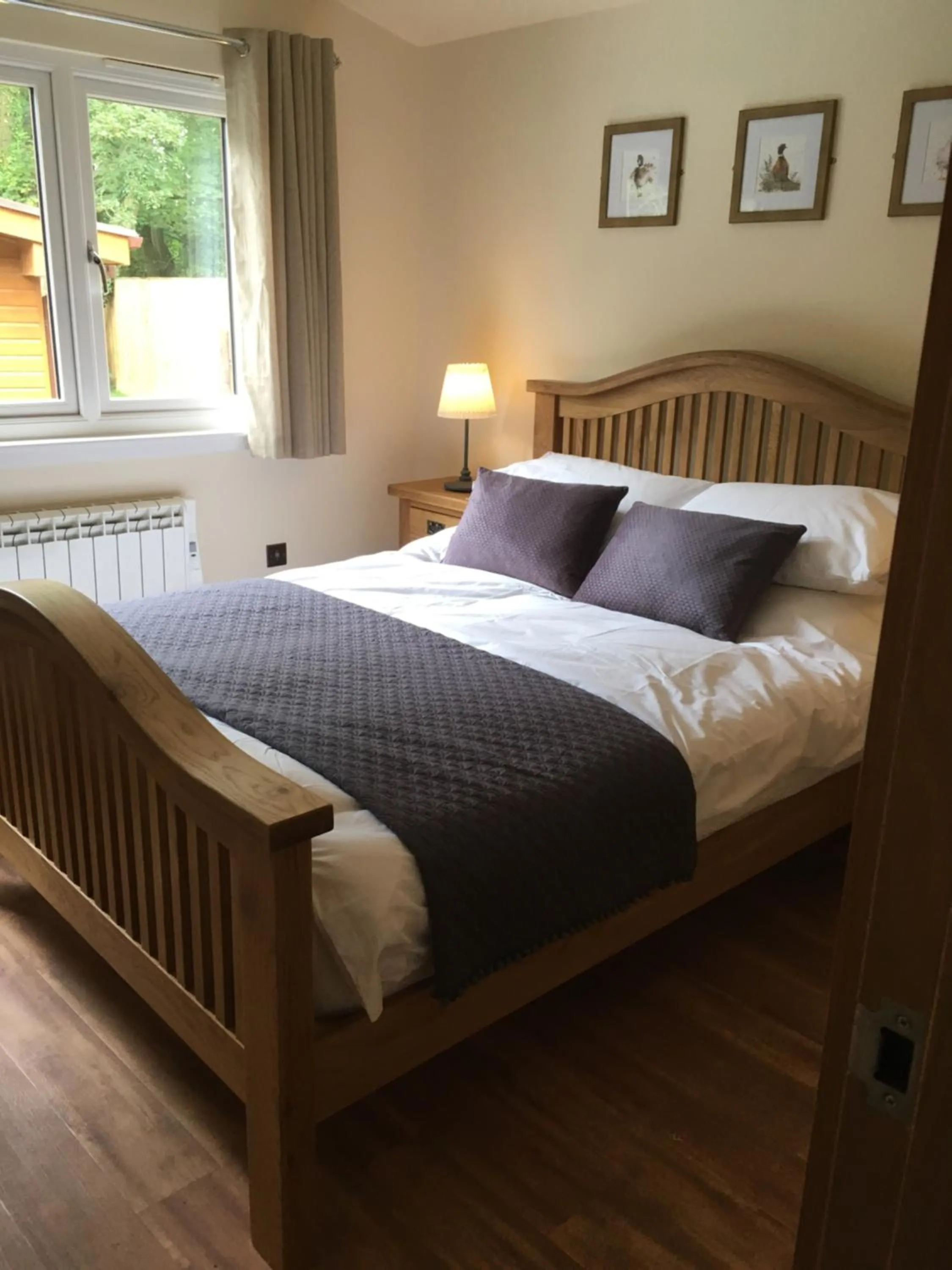 Day, Bed in Shellow Lane Lodges
