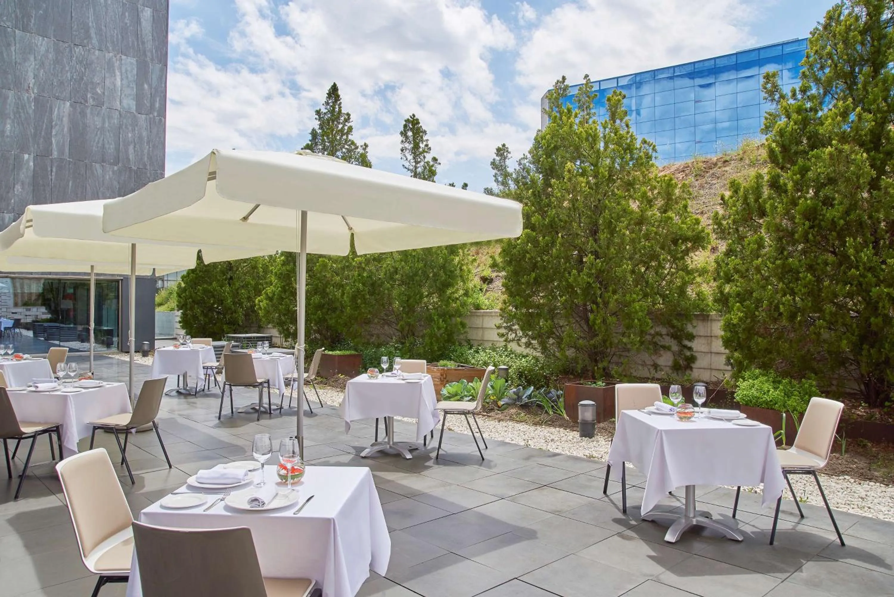 Patio in NH Madrid Las Tablas