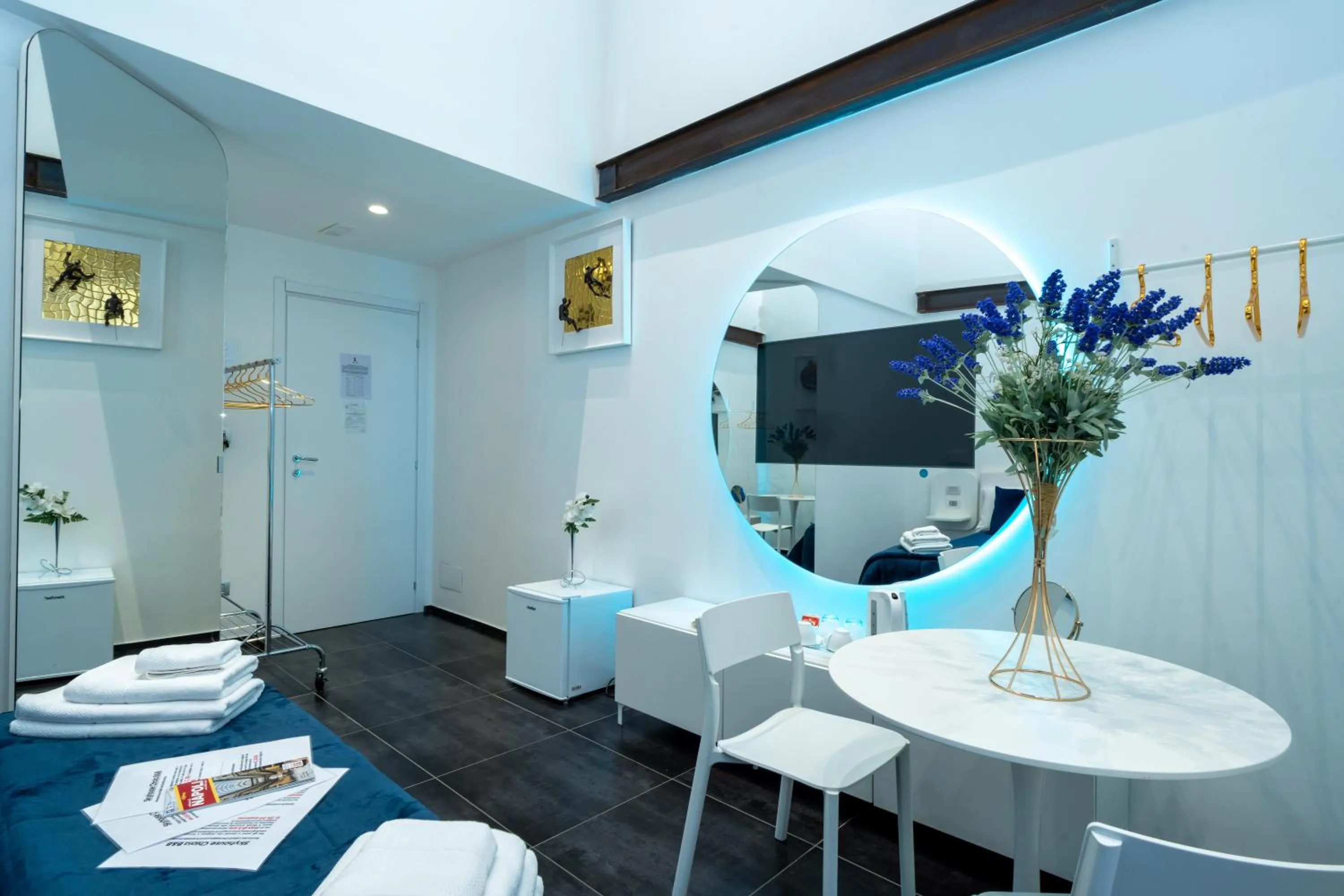 TV and multimedia in Skyhouse Chiaia