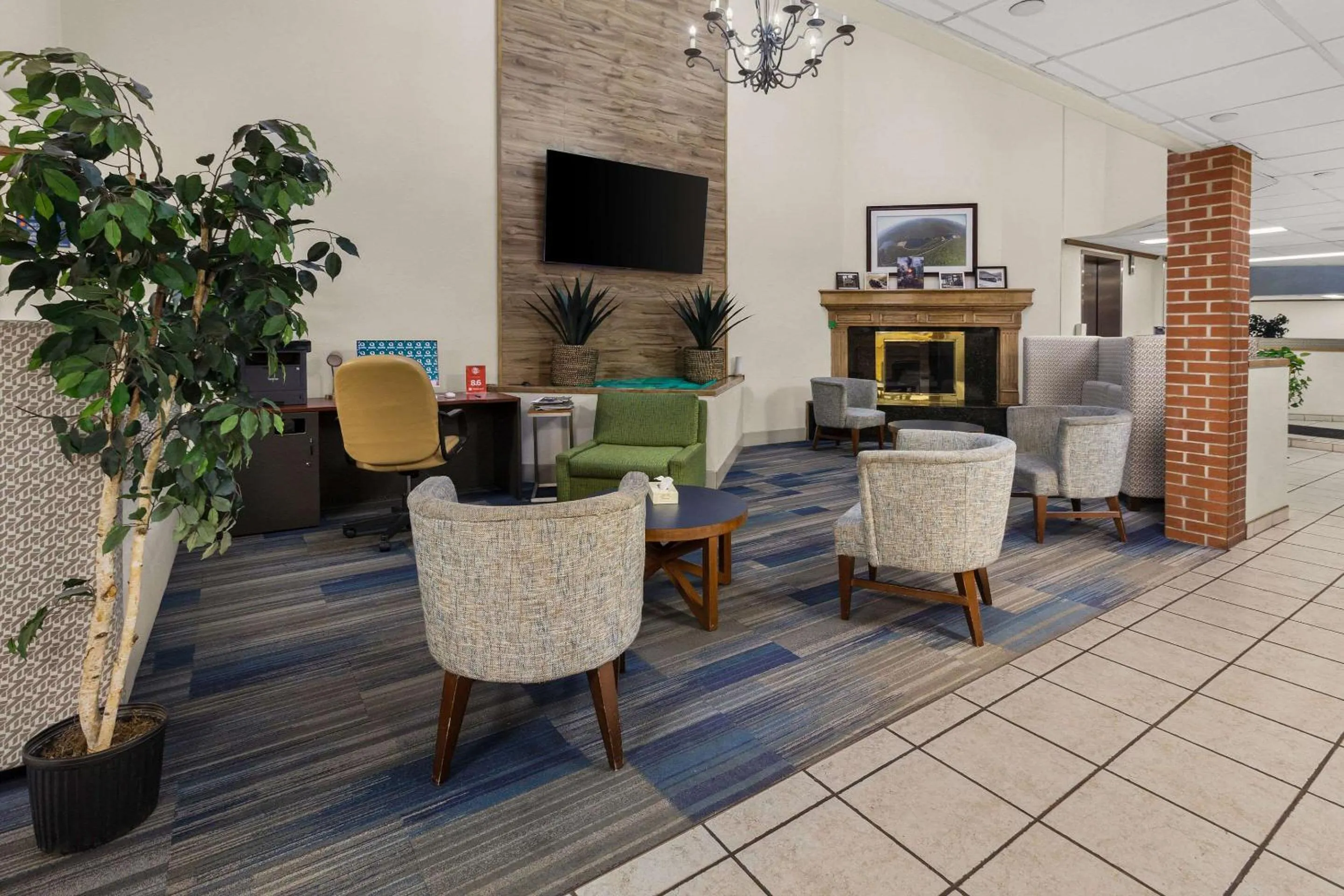 Lobby or reception in Quality Inn & Suites Altoona