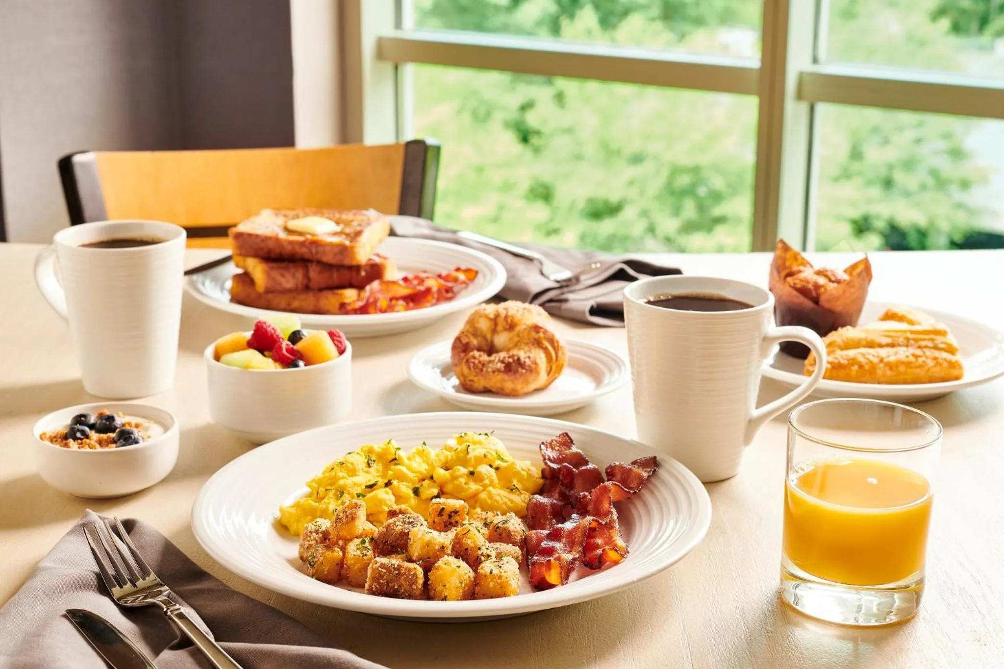 Restaurant/places to eat in Holiday Inn Baton Rouge College Drive I-10 by IHG