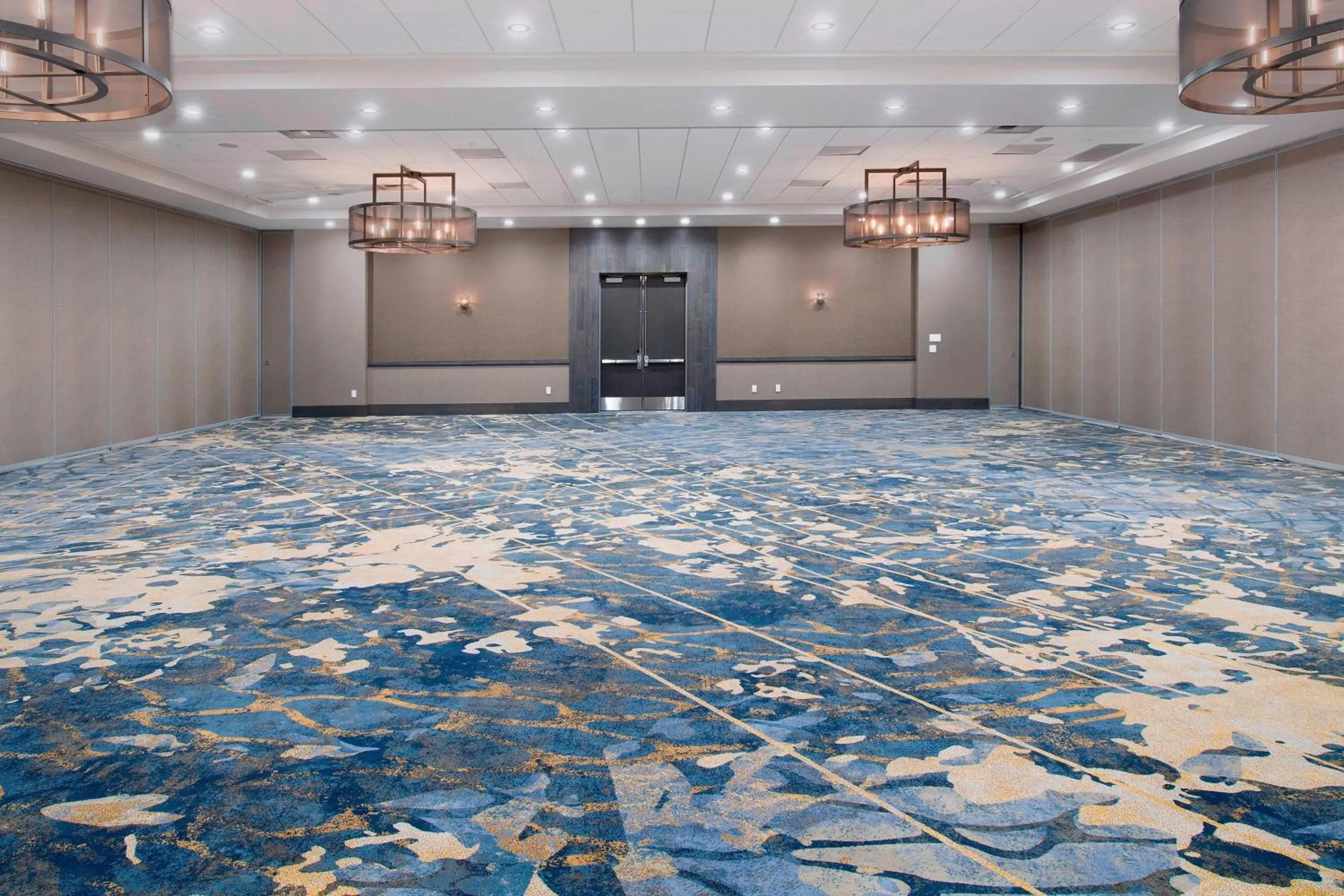 Meeting/conference room in Delta Hotels by Marriott Seattle Everett
