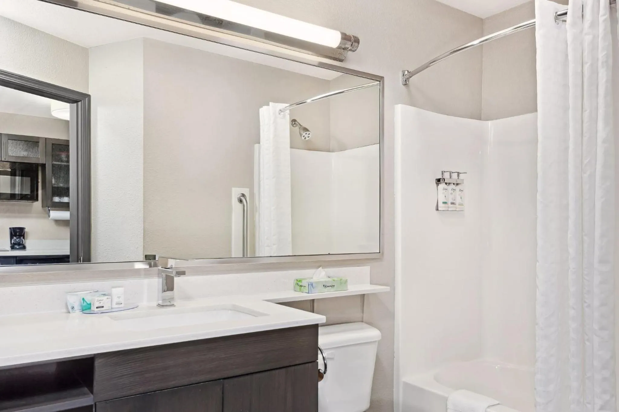 Photo of the whole room in Candlewood Suites Appleton by IHG