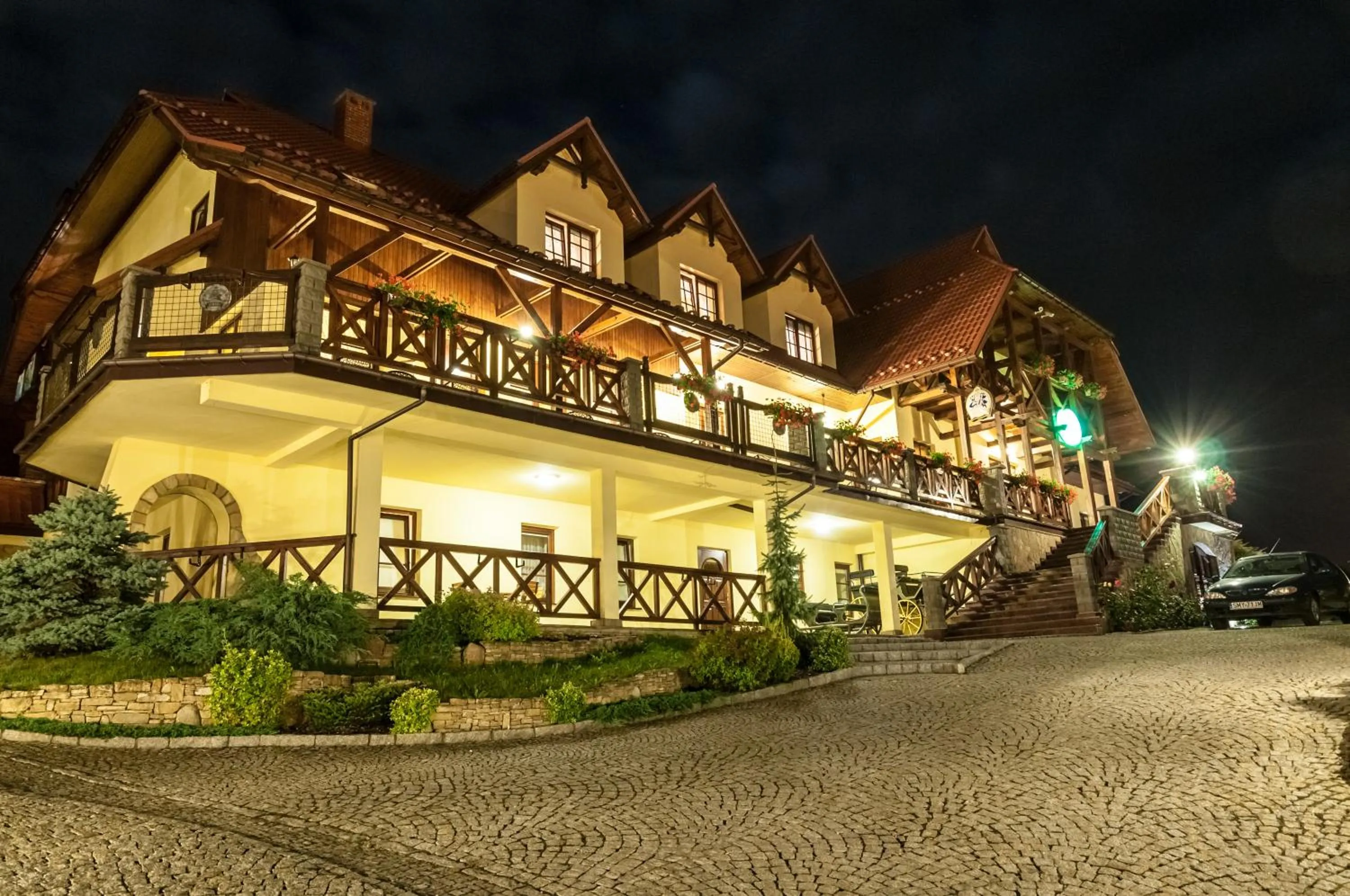 Facade/entrance in Hotel LOKIS