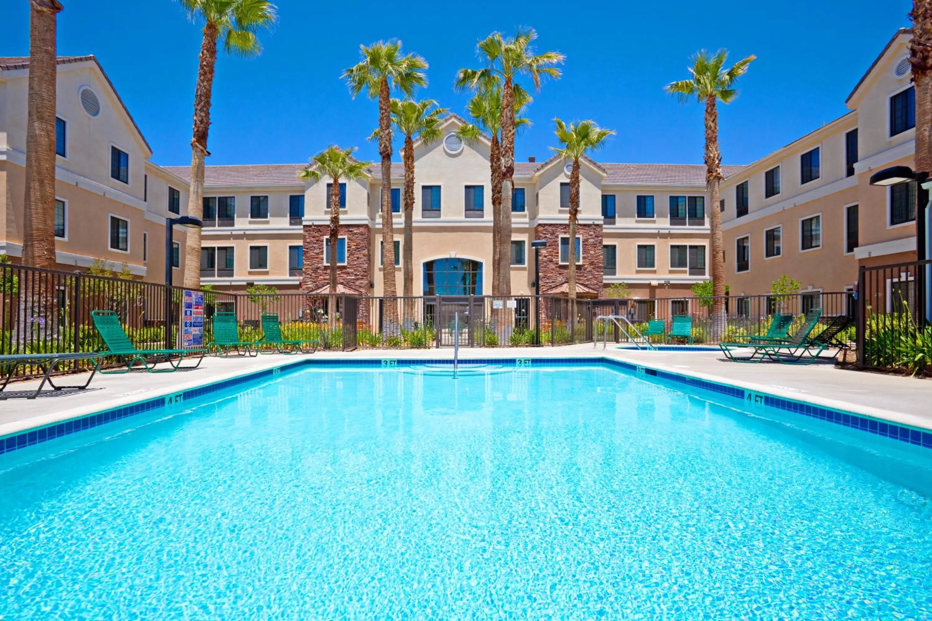Swimming pool in Staybridge Suites Palmdale by IHG